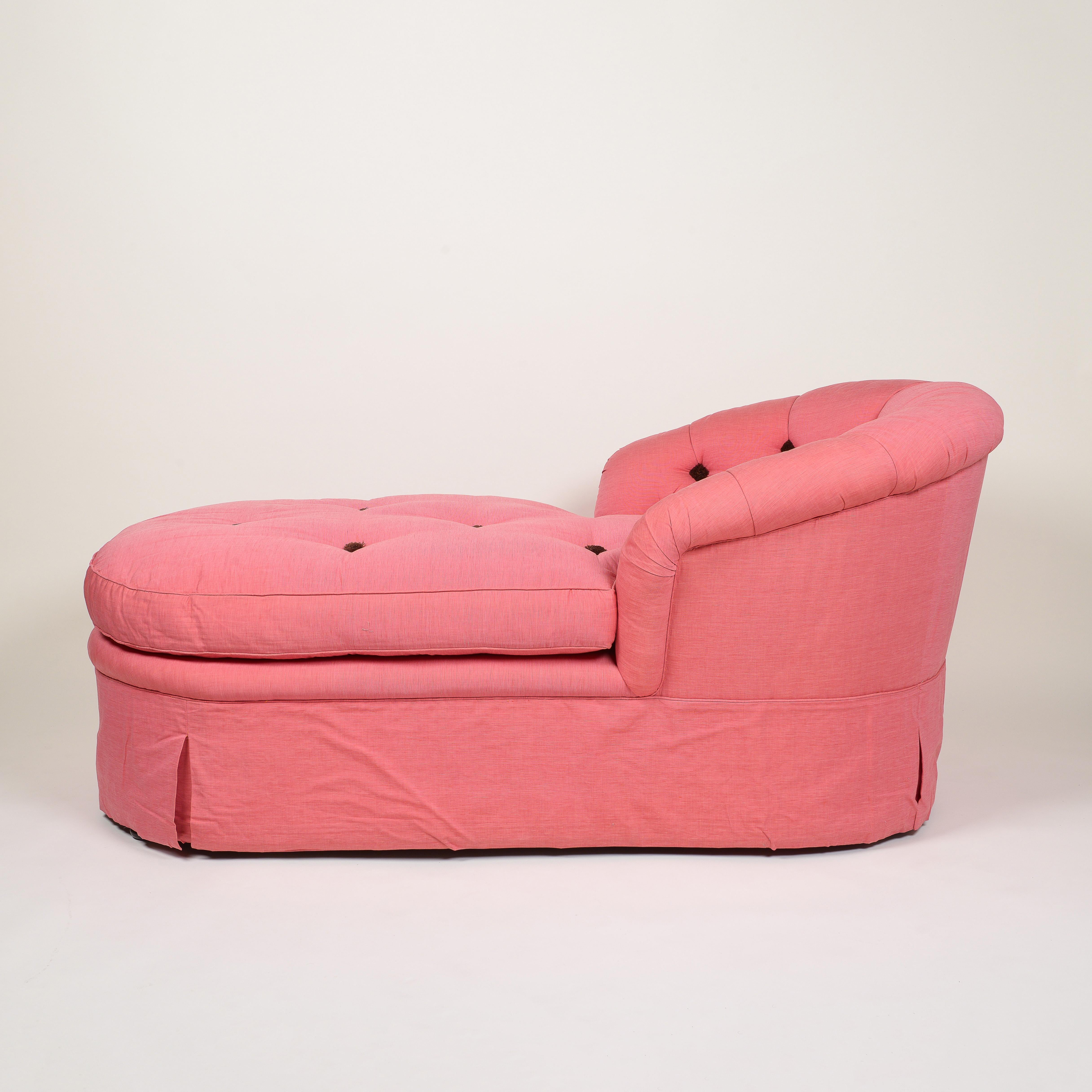 Victorian Raspberry Cotton-Upholstered Tufted Chaise Longue