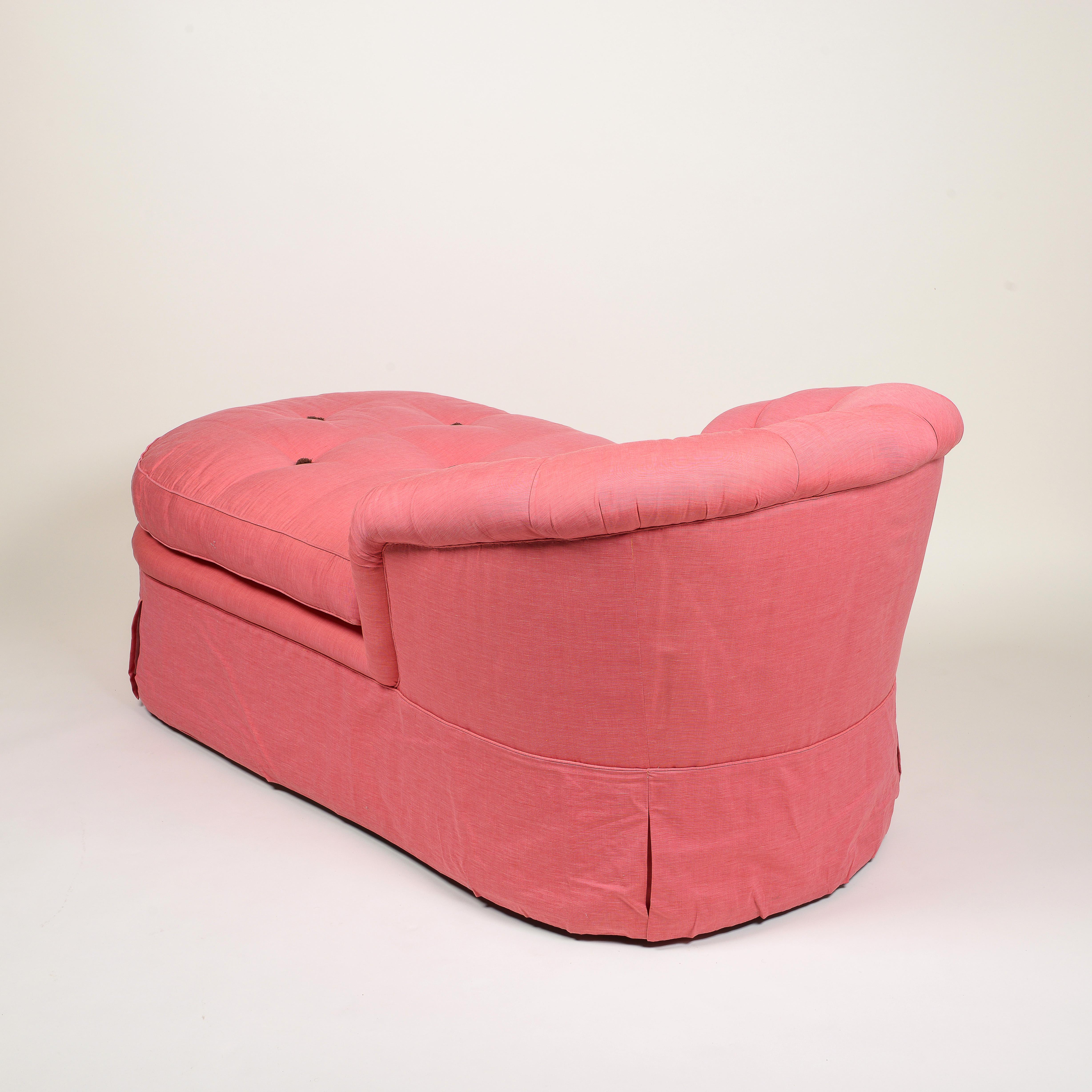 American Raspberry Cotton-Upholstered Tufted Chaise Longue