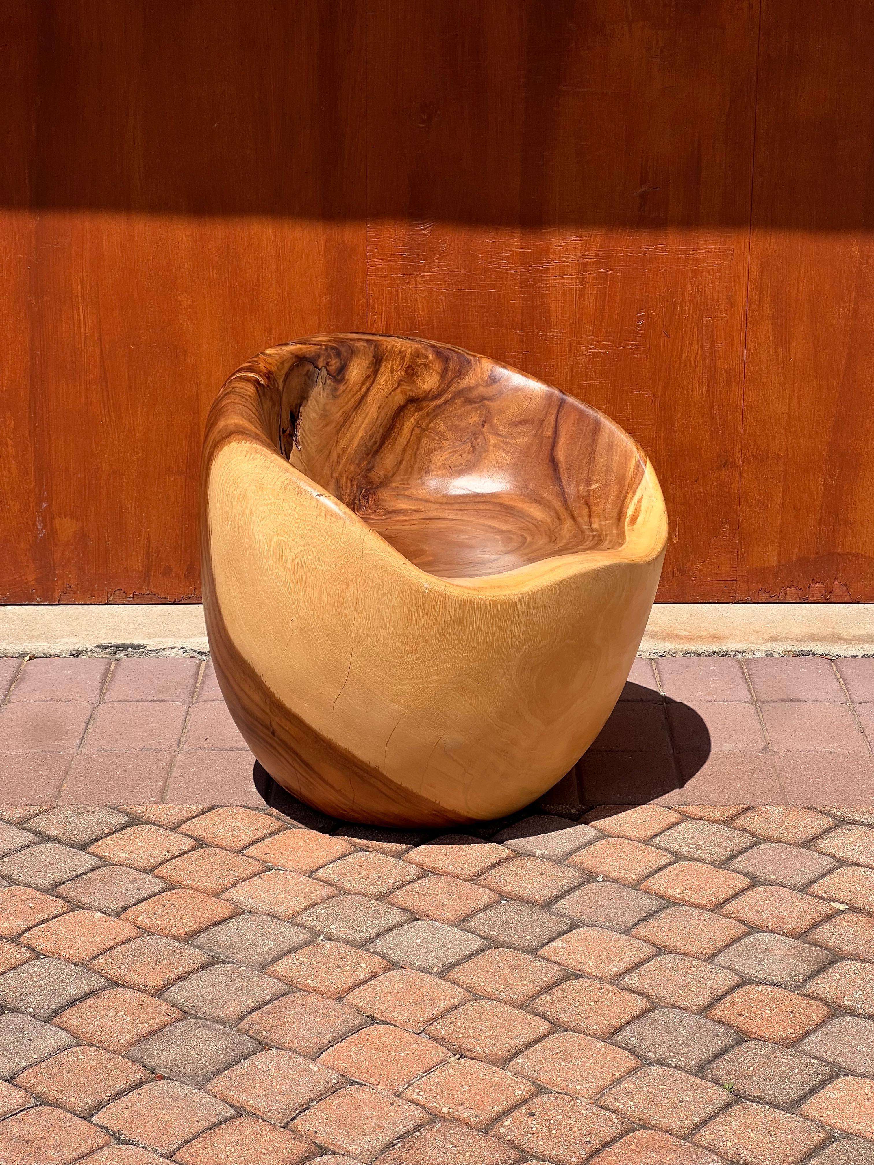 Sedia intagliata a mano in legno di radice grezza, XX secolo in vendita 7
