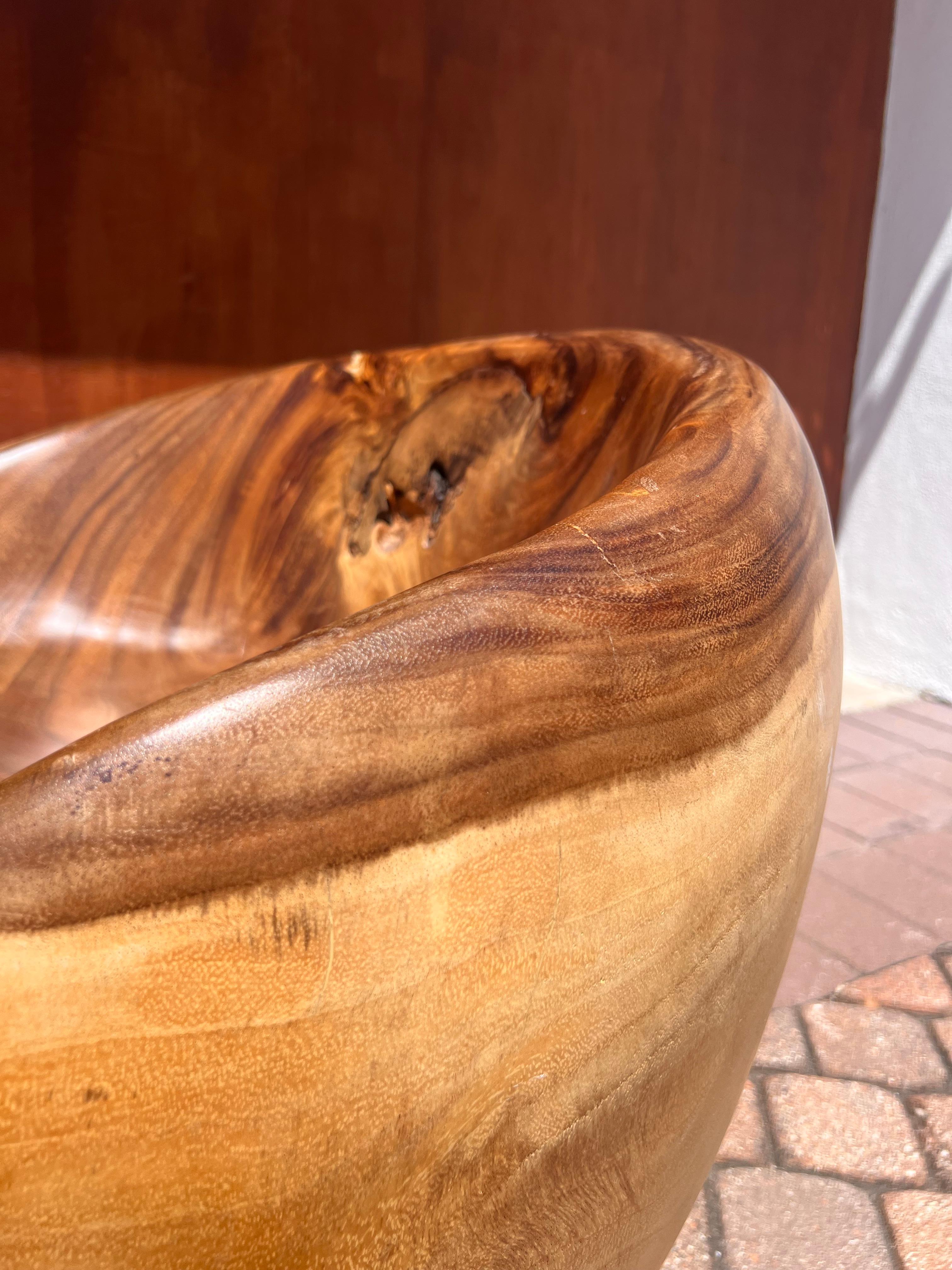Sconosciuto Sedia intagliata a mano in legno di radice grezza, XX secolo in vendita