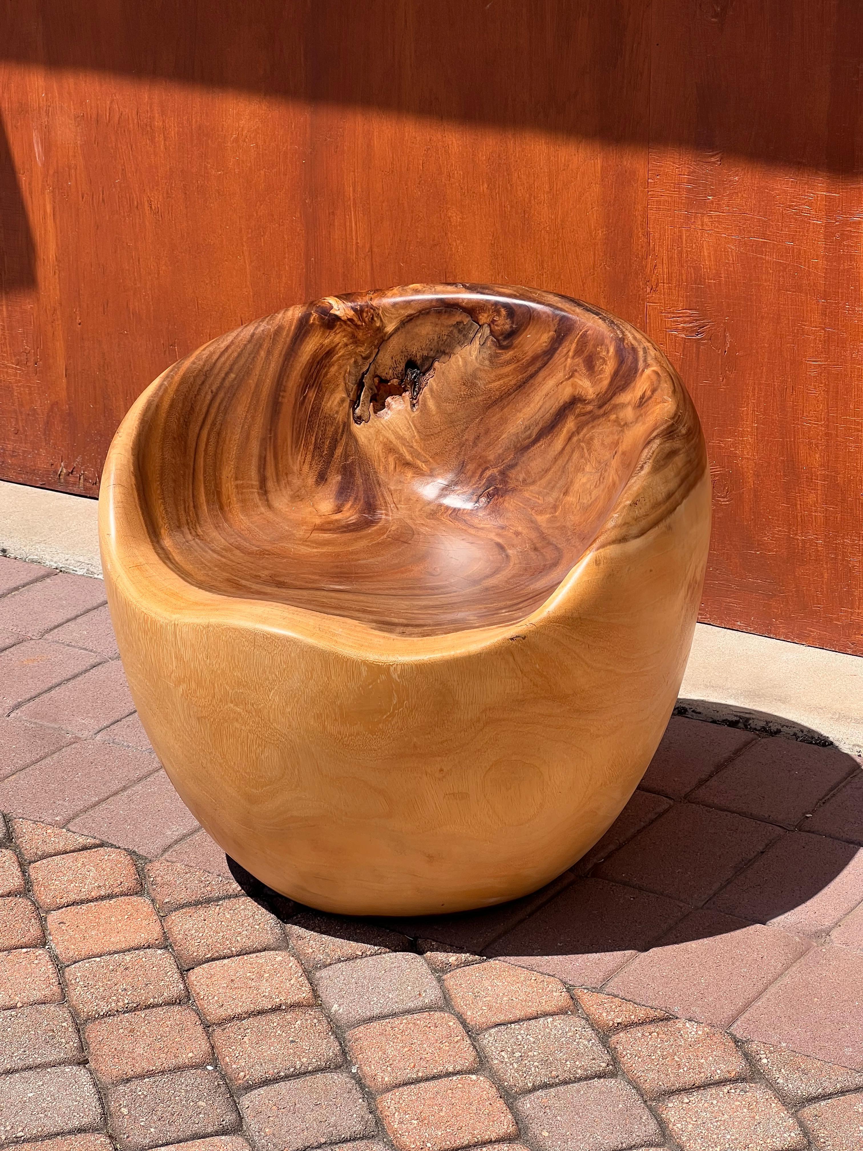 Sedia intagliata a mano in legno di radice grezza, XX secolo in vendita 1