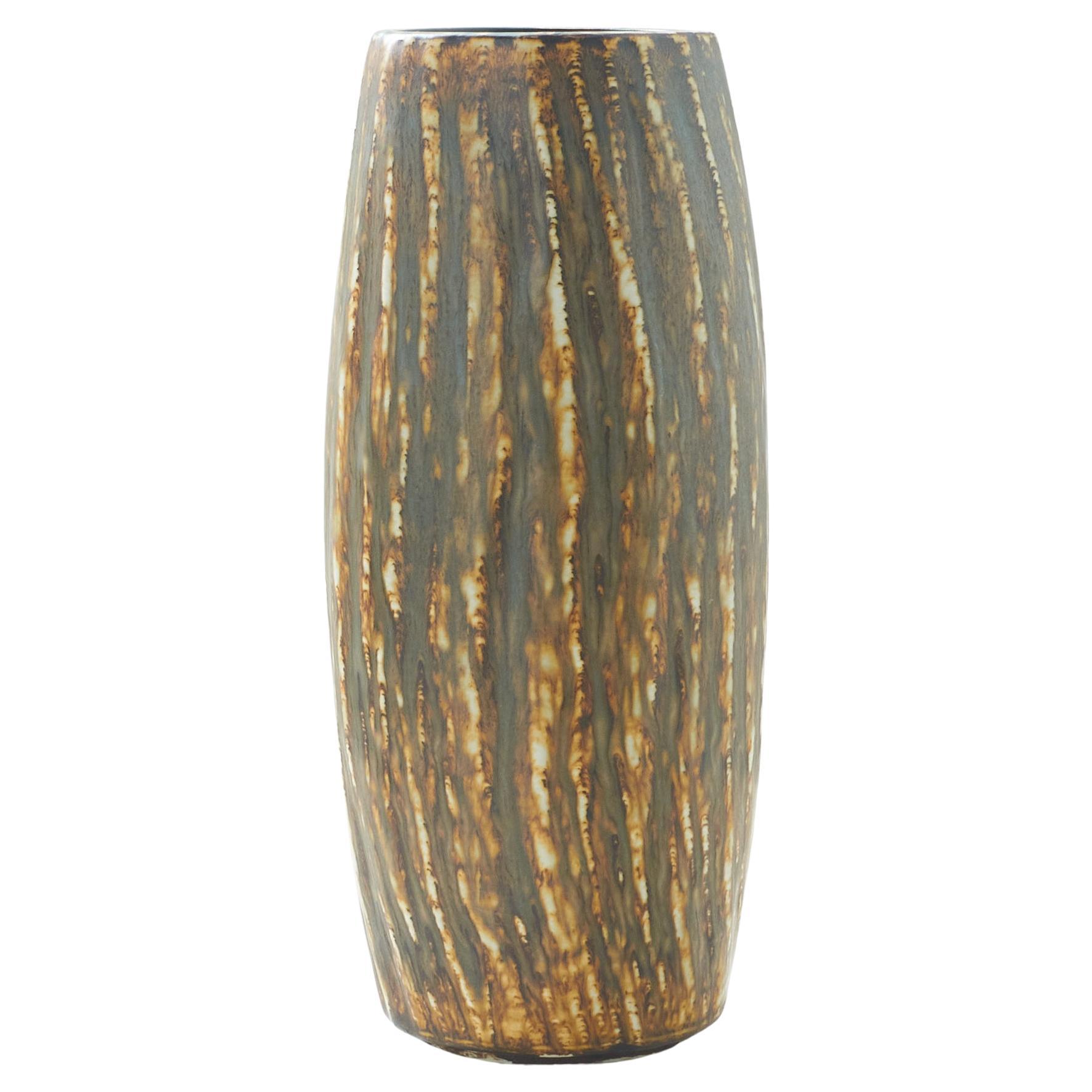 Un vaso della serie Rebus modello 12 di Gunnar Nylund per Rörstrand