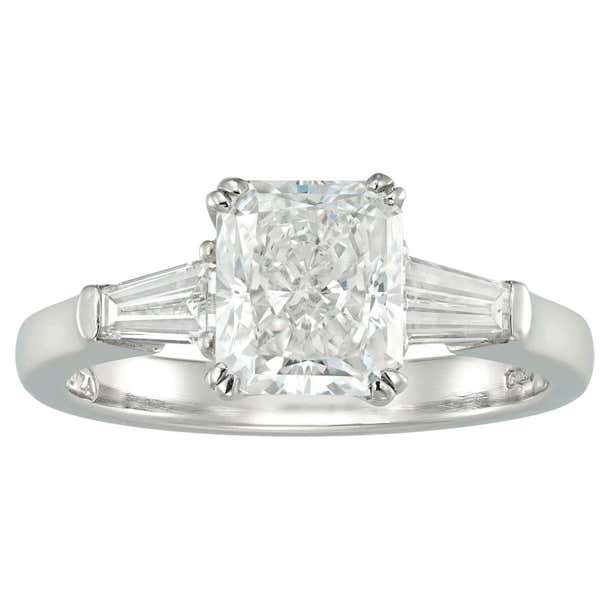 Rectangular Brilliant-Cut Diamond Ring For Sale at 1stDibs ...