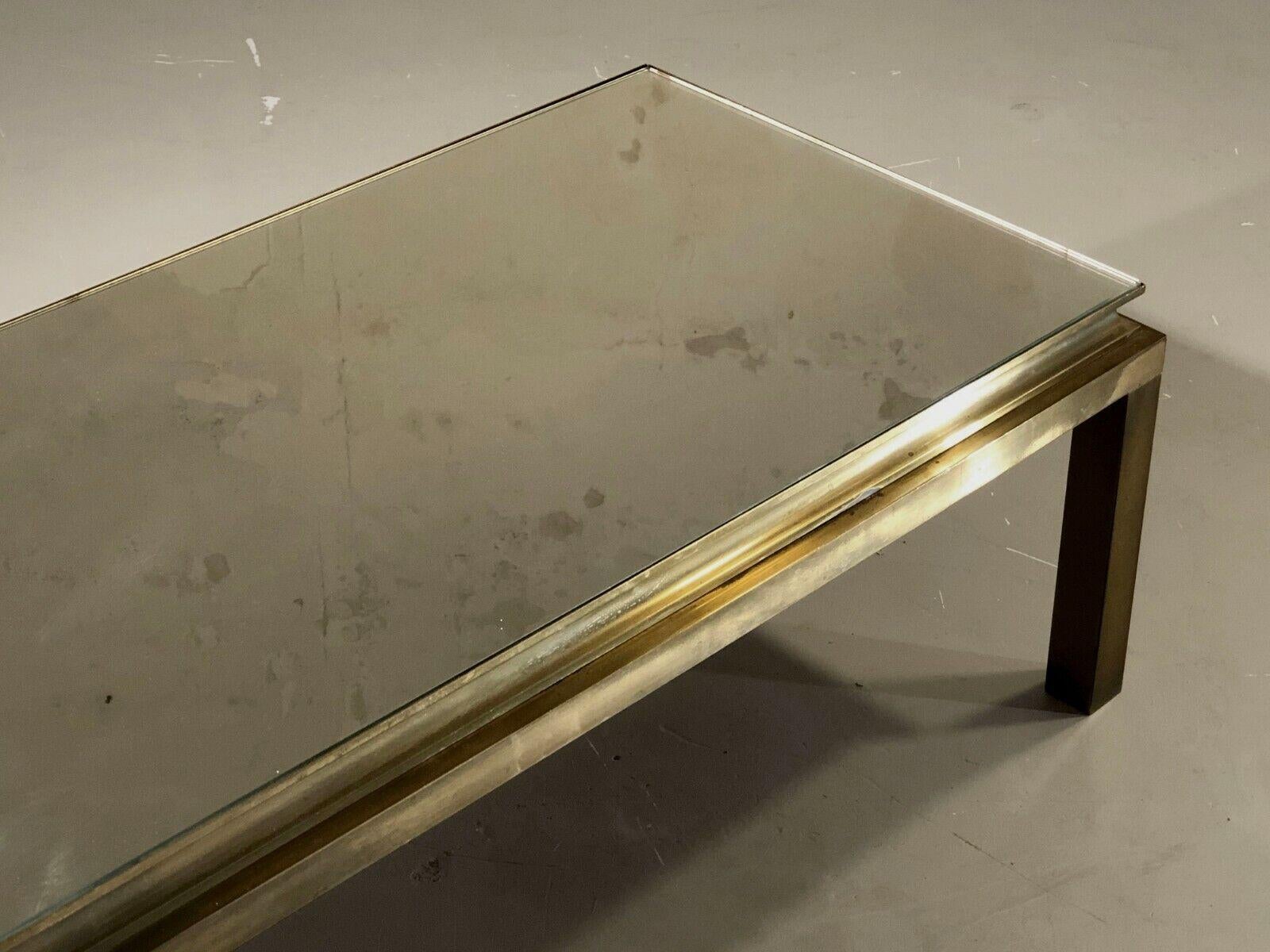 An ART-DECO NEO-CLASSICAL SHABBY-CHIC COFFEE TABLE by MAISON JANSEN, France 1970 In Good Condition For Sale In PARIS, FR