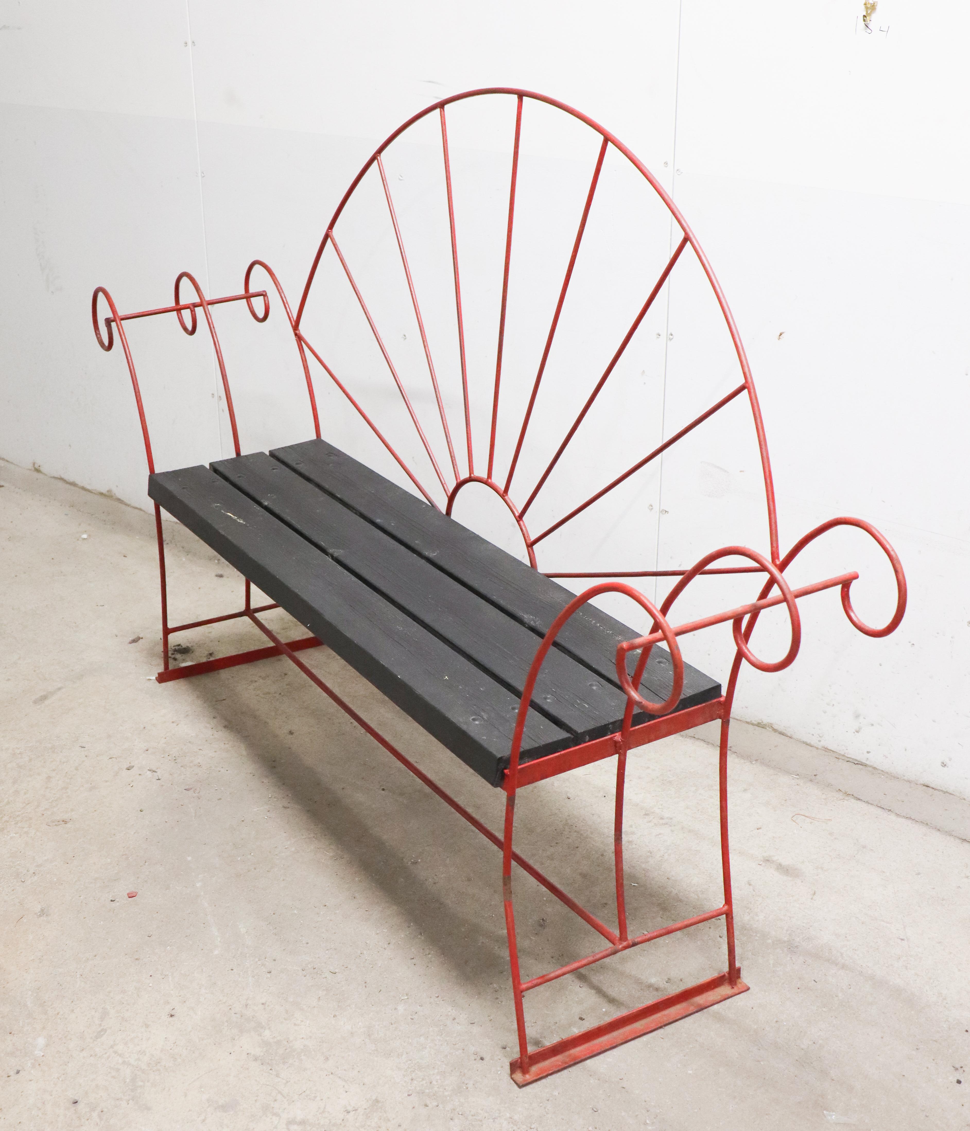 A Red Garden Sofa - Wrought Iron & Wood - Sweden Early 20th Century In Good Condition For Sale In Stockholm, SE