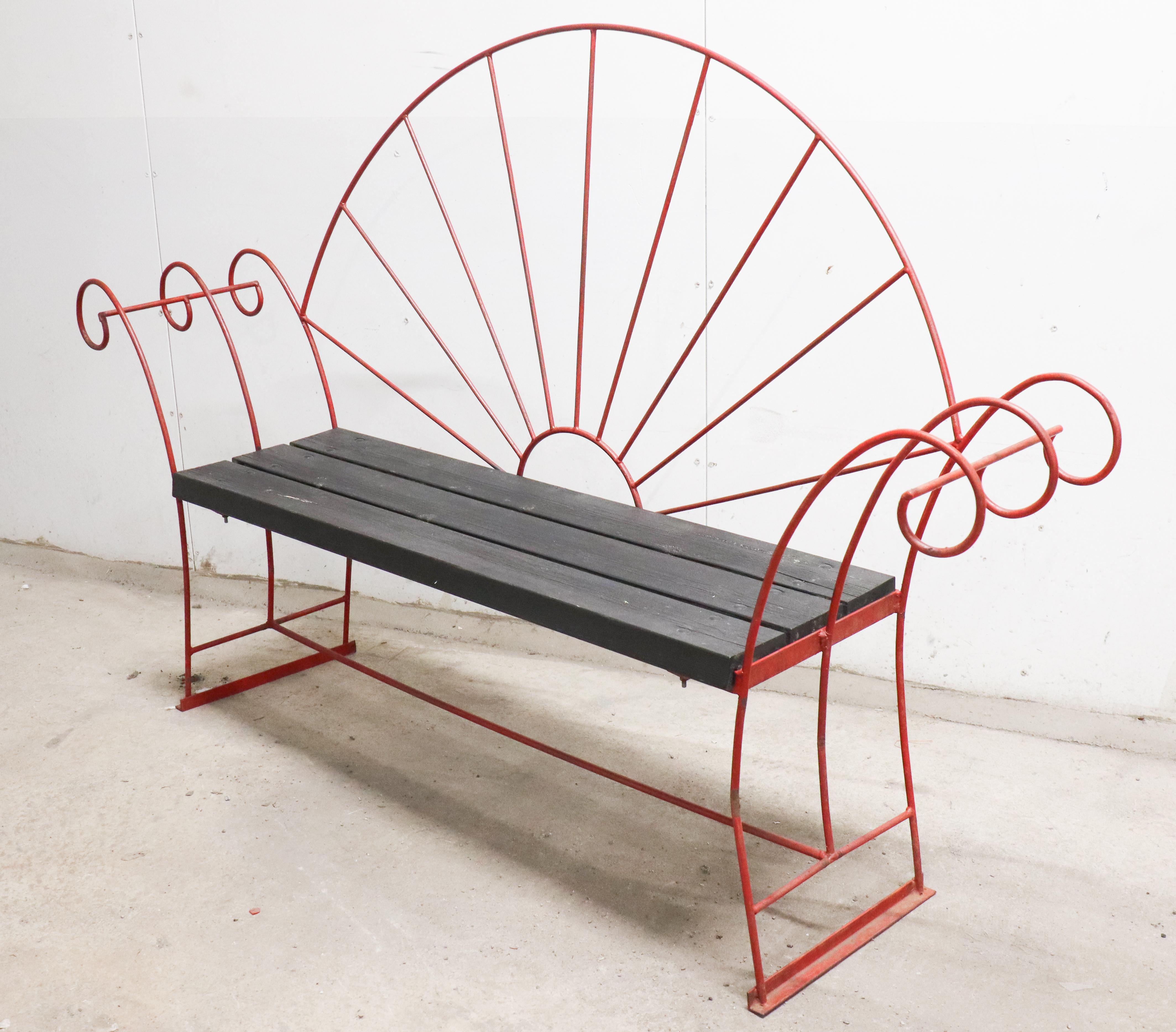 A Red Garden Sofa - Wrought Iron & Wood - Sweden Early 20th Century  For Sale 2