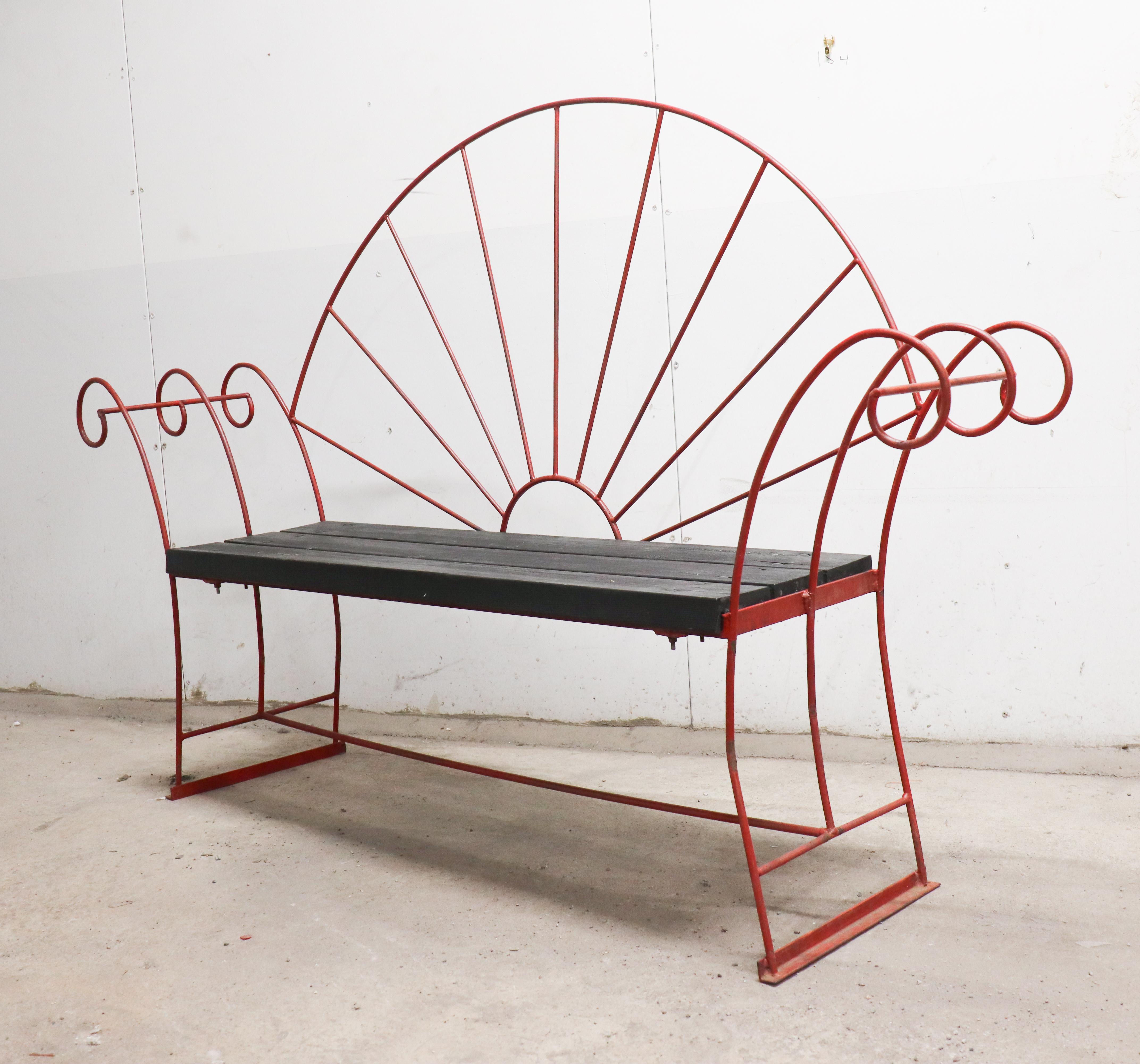 A Red Garden Sofa - Wrought Iron & Wood - Sweden Early 20th Century  For Sale 4