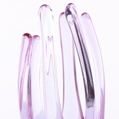 Eine Vase „Splash“ aus rotem Glas von Val-Saint-Lambert, Belgien, um 1950.