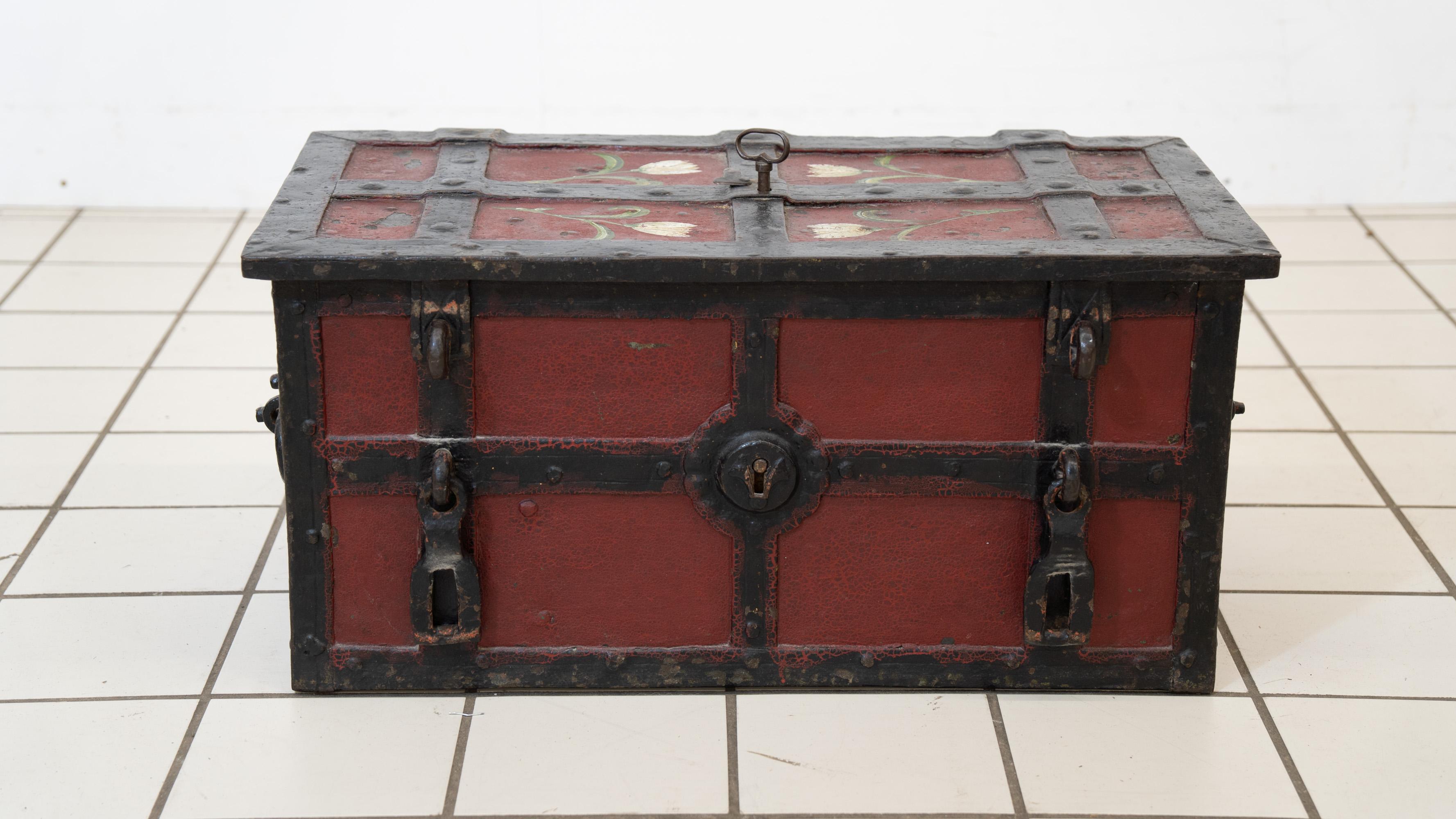 Fino al XVIII secolo Un forziere in ferro battuto 