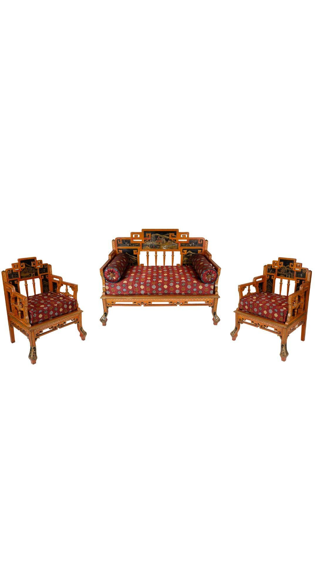 Early 20th Century A Red Painted Chinoiserie Settee For Sale