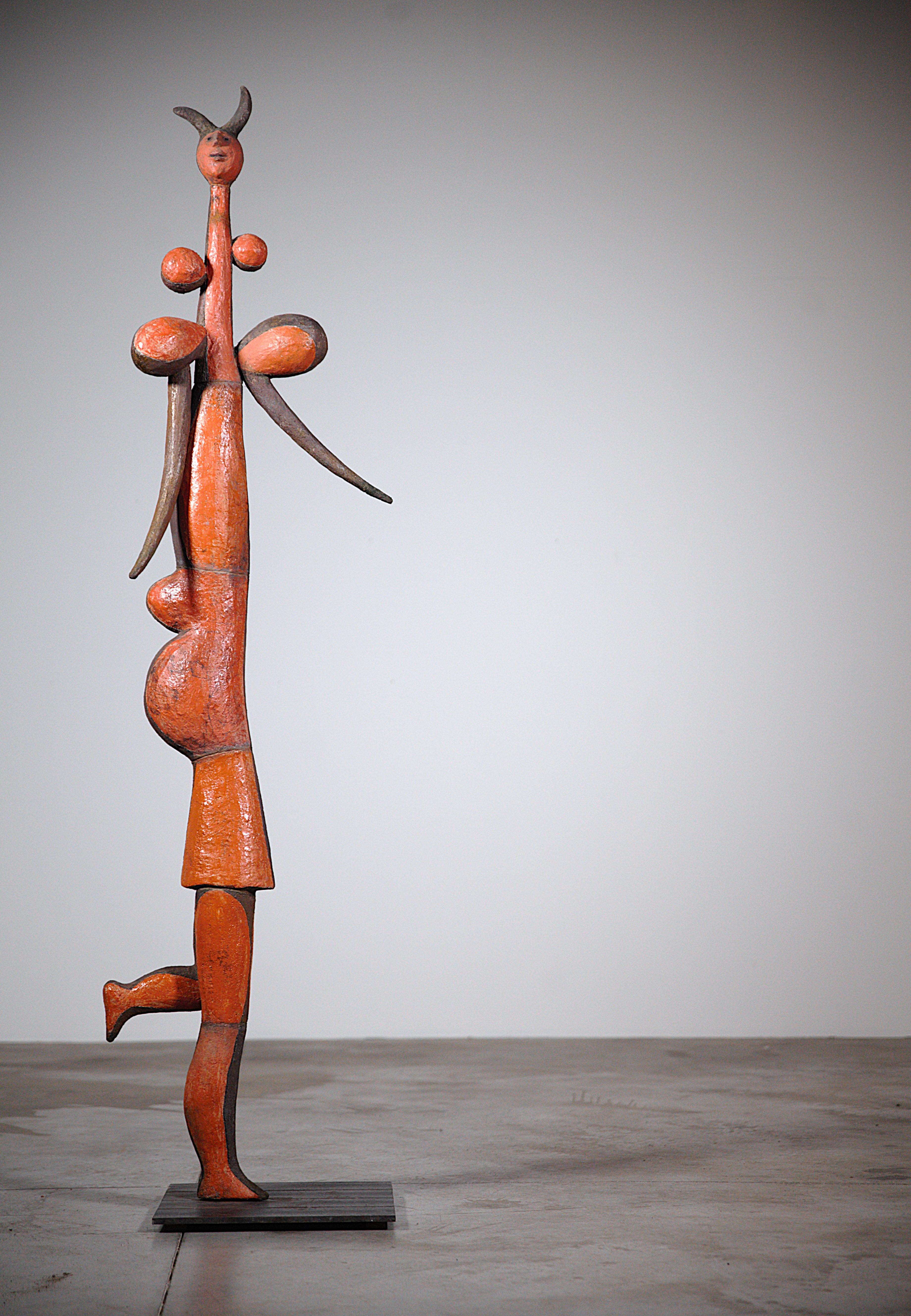 Una scultura in ceramica di donna rossa di Roger Capron Vallauris Francia anni 2000 in vendita 4