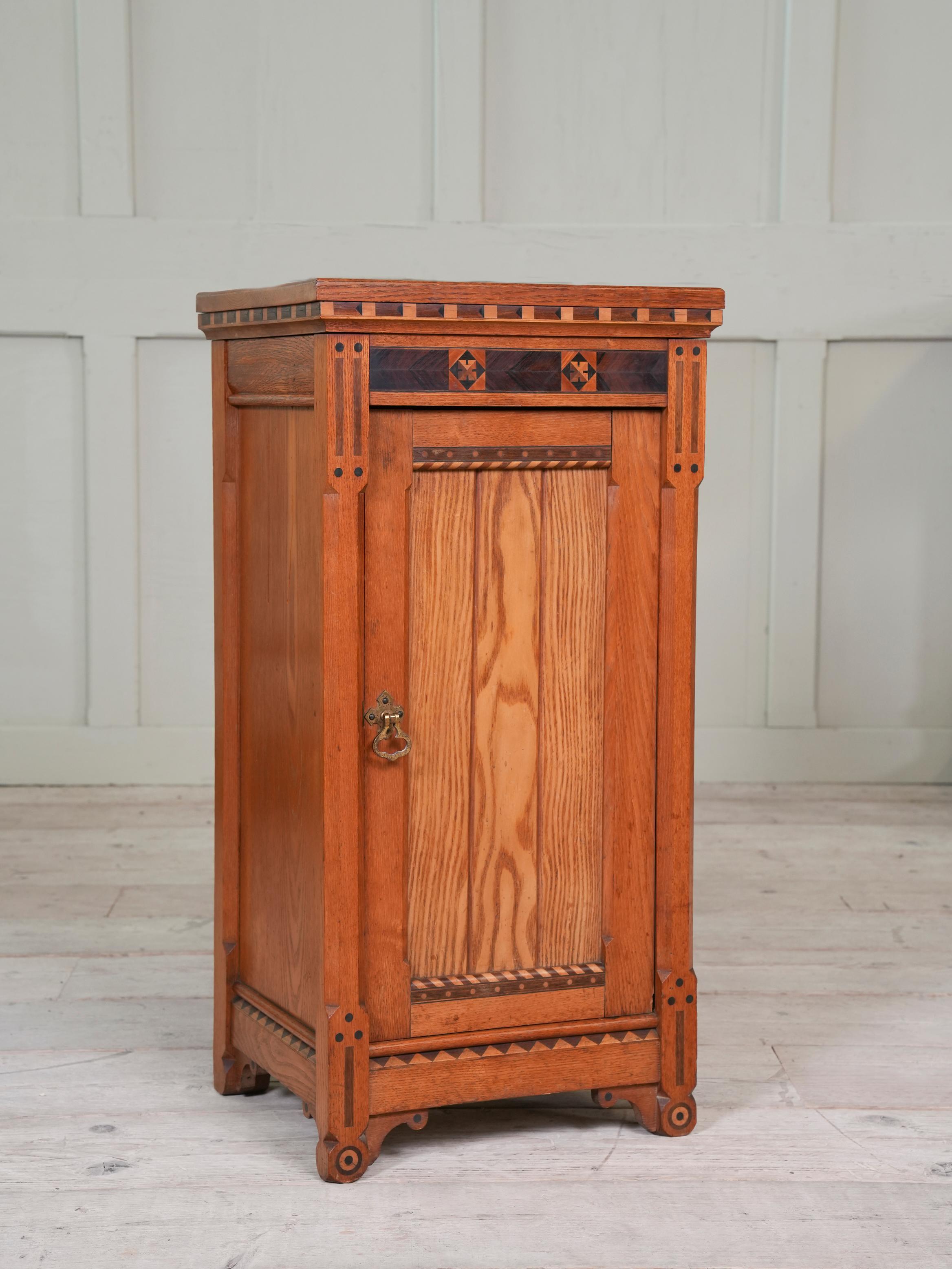 A Reformed Gothic Bedside Cupboard In Good Condition In Conwy, GB