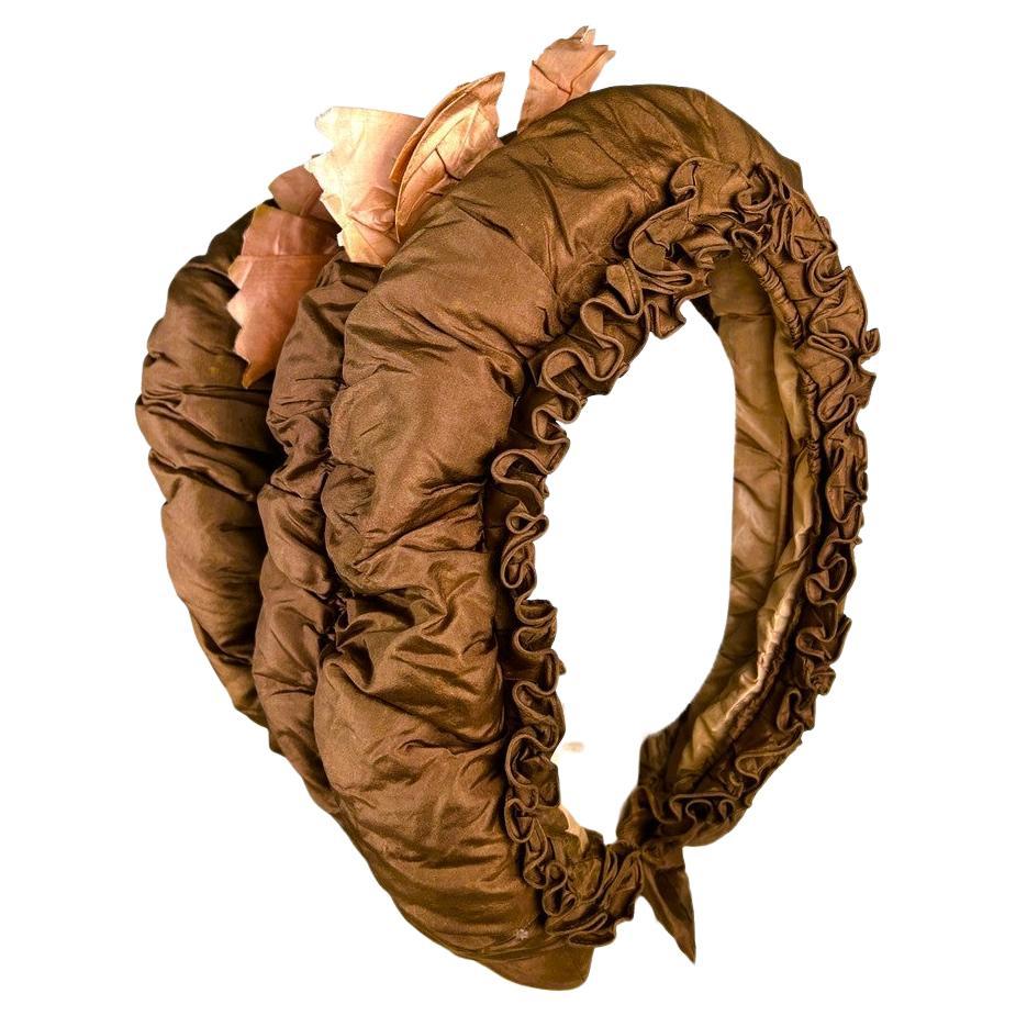 A Regency brown taffeta silk Padded Calash Bonnet - England, late 18th century