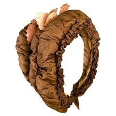 A Regency brown taffeta silk Padded Calash Bonnet - England, late 18th century