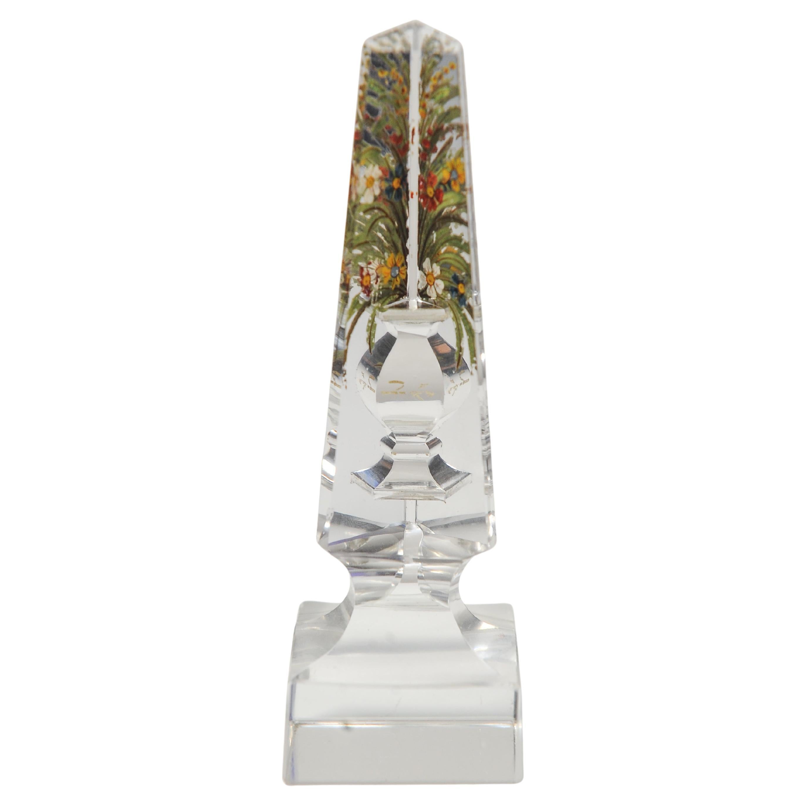 Eine Regency Cut Glass Miniatur Obelisk Prisma mit einer optischen Illusion einer Urne (Geschliffenes Glas) im Angebot