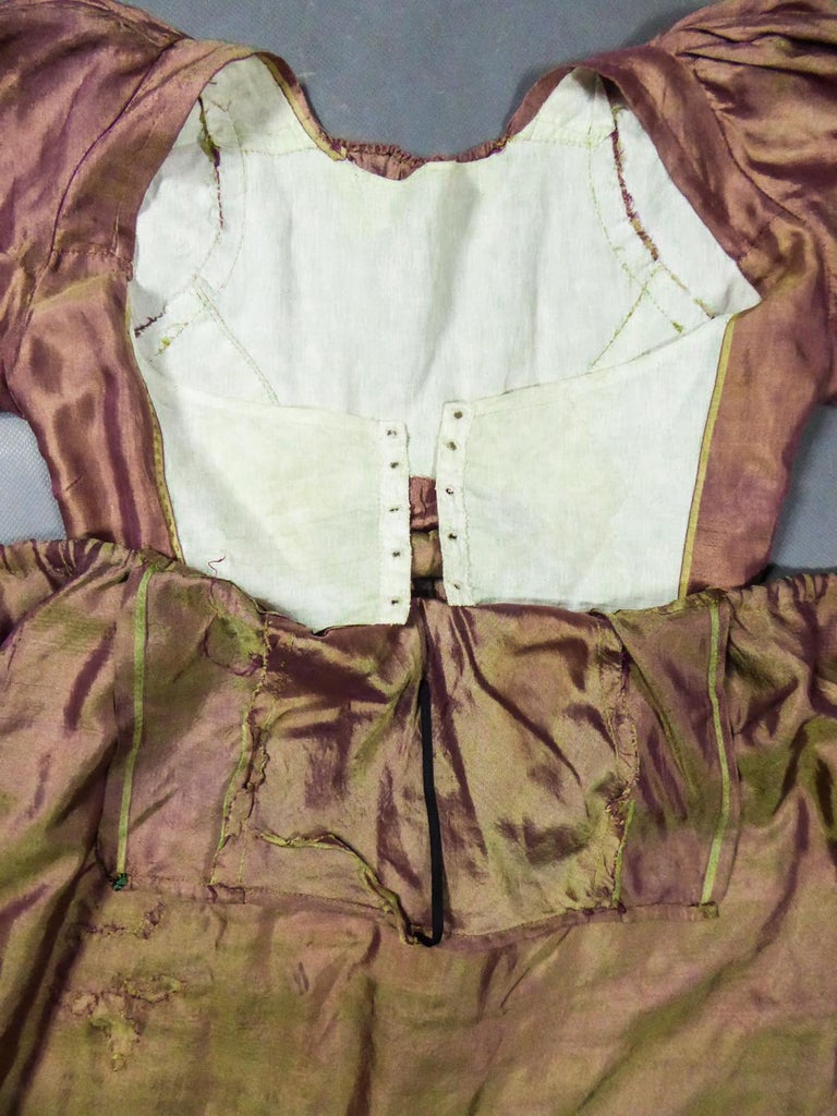 A Regency French Changing taffetas Silk day Dress - Napoleonic Era ...