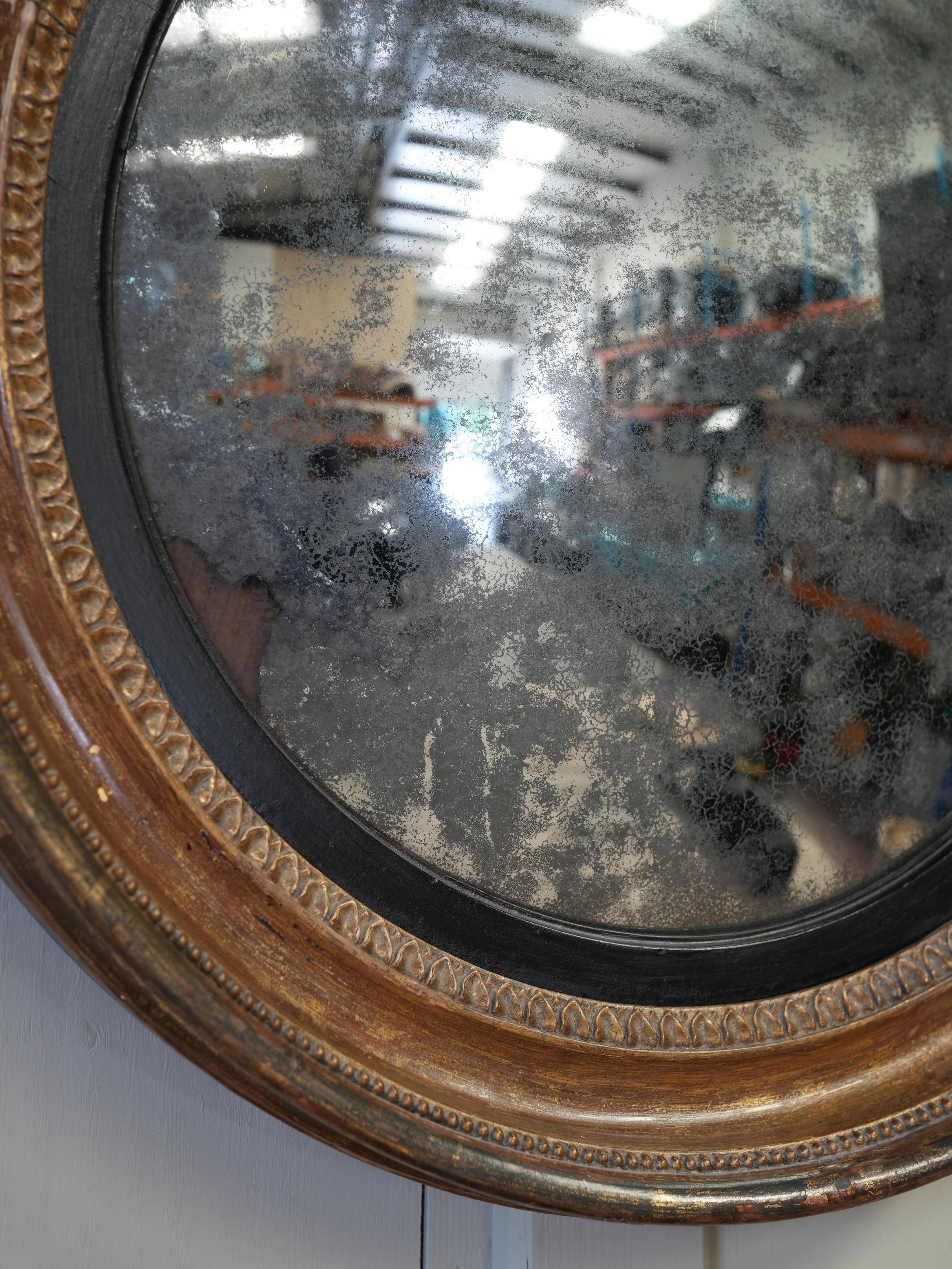 English Regency Gilt Wood Convex Mirror