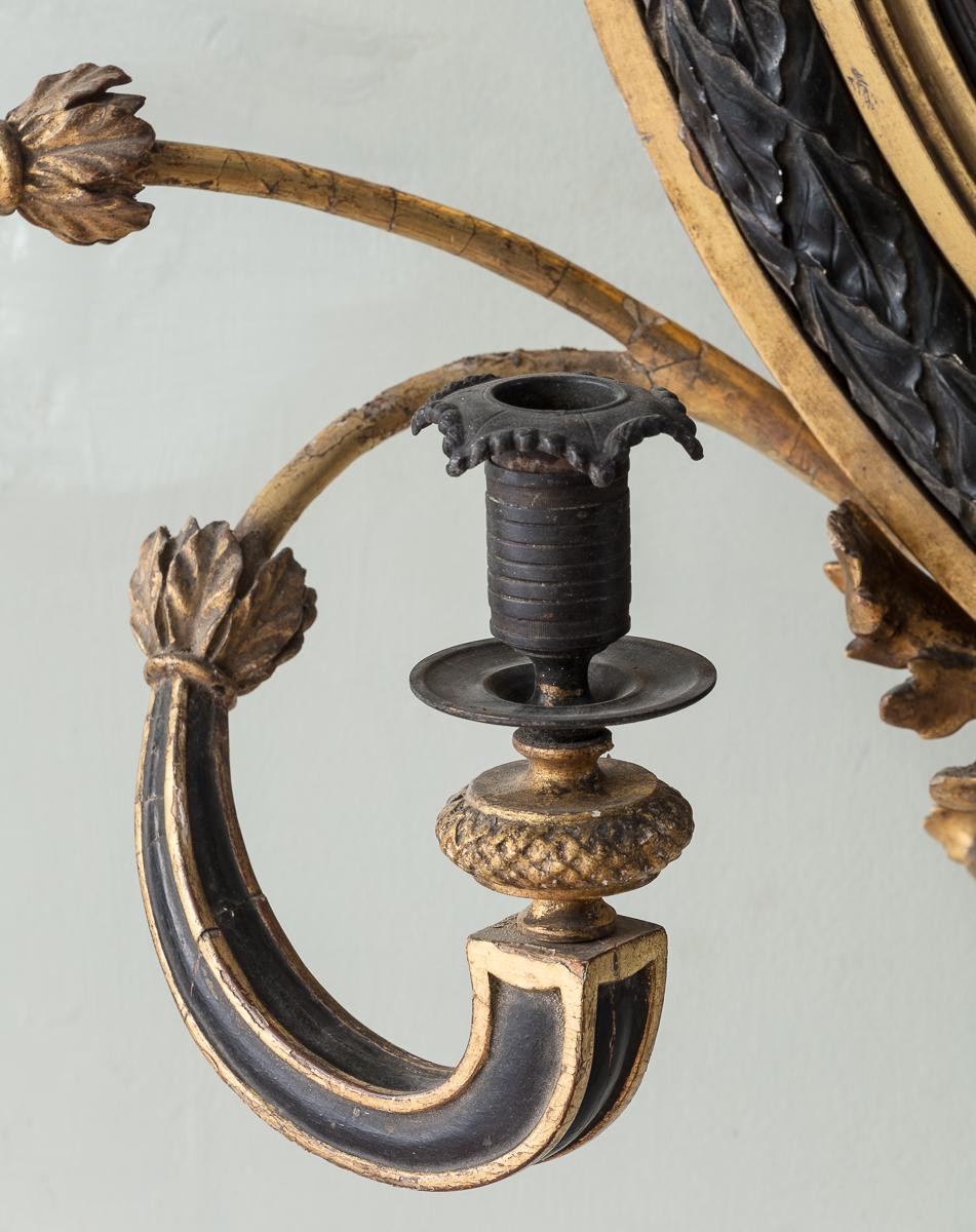 Hand-Carved A Regency Giltwood and Ebonised Convex Mirror