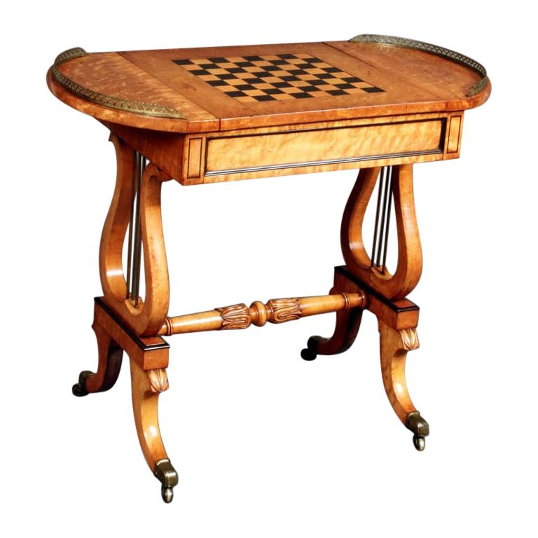 Regency Ahornholz Leier-End Spieltisch, um 1825