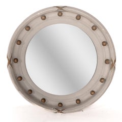 Miroir circulaire convexe de style Régence avec décoration de boules et de rubans