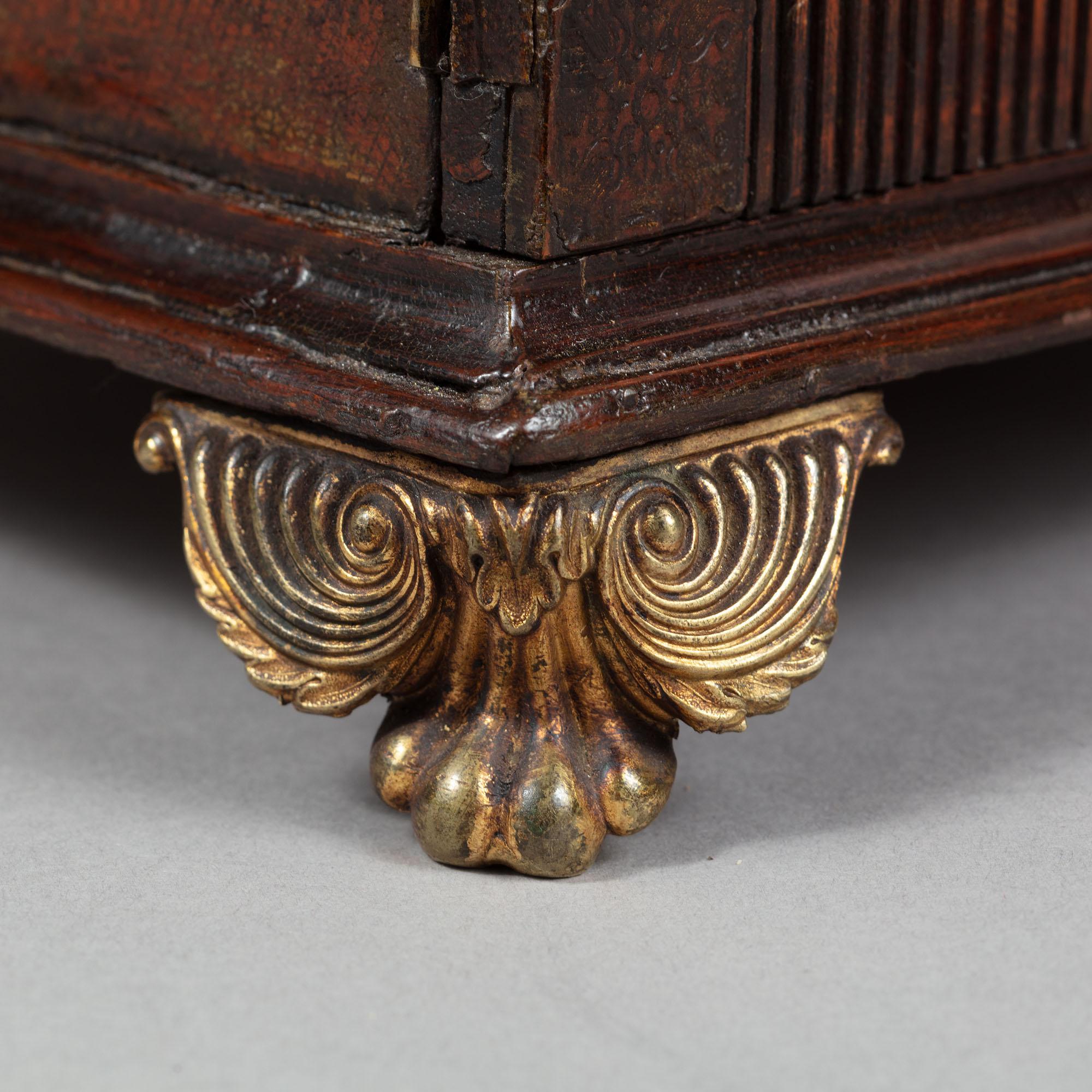 A Regency tooled and gathered leather casket, c.1820 For Sale 3