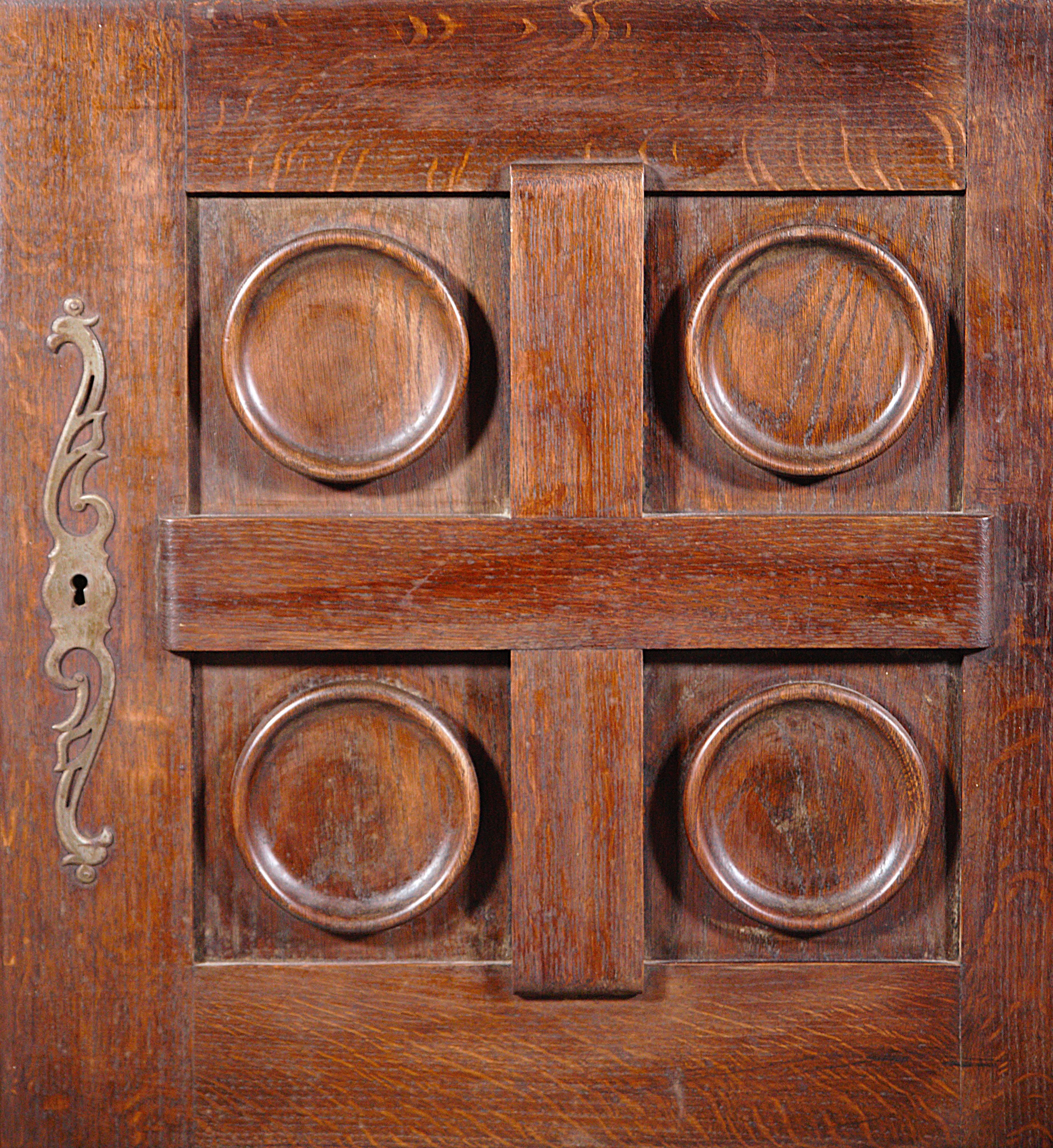 Enfilade régionaliste de Victor Courtray France, années 1940 en vente 1
