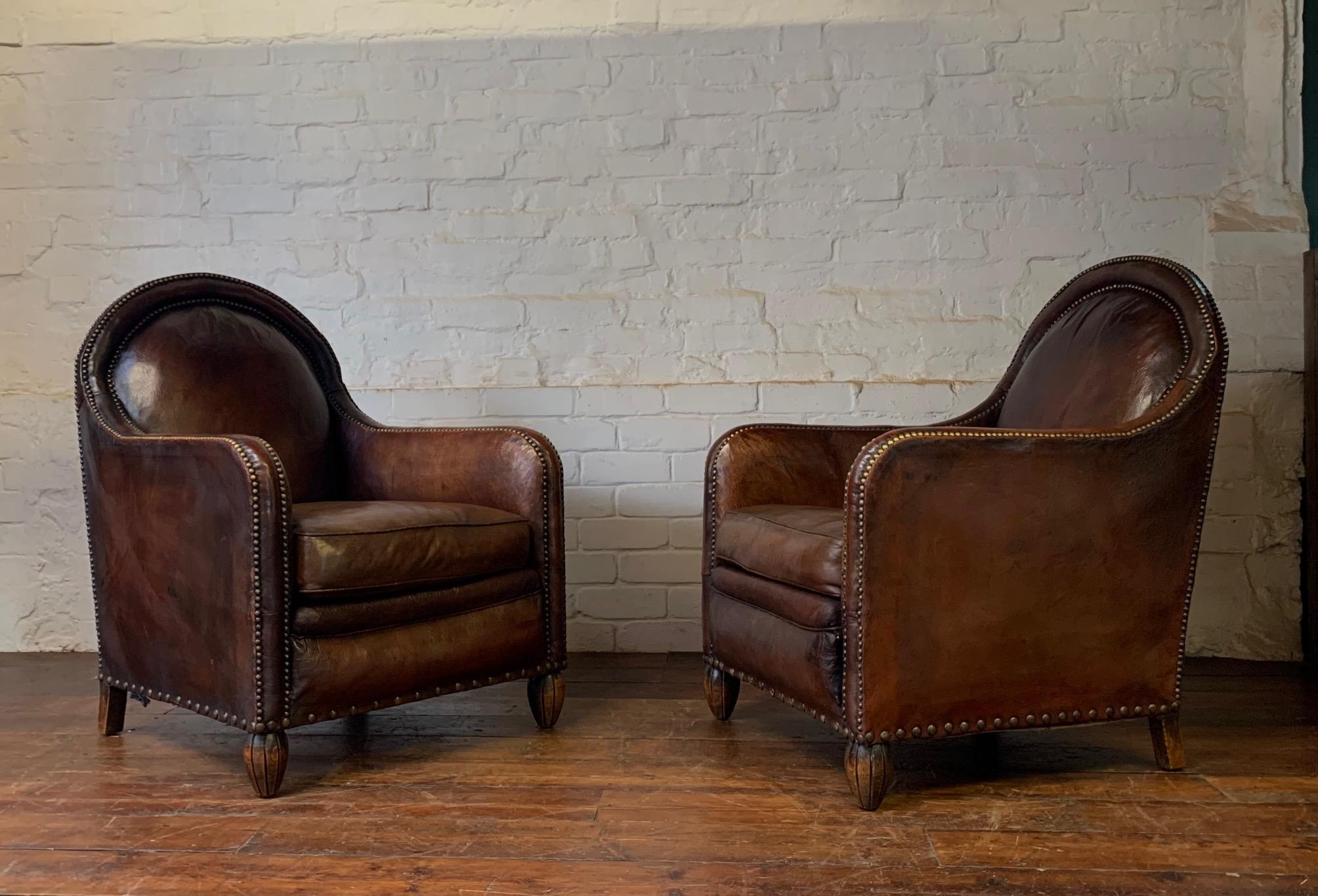 A Remarkable & Very Rare Pair of Original French Leather Club Chairs, Circa 1910 In Good Condition In Hastings, GB