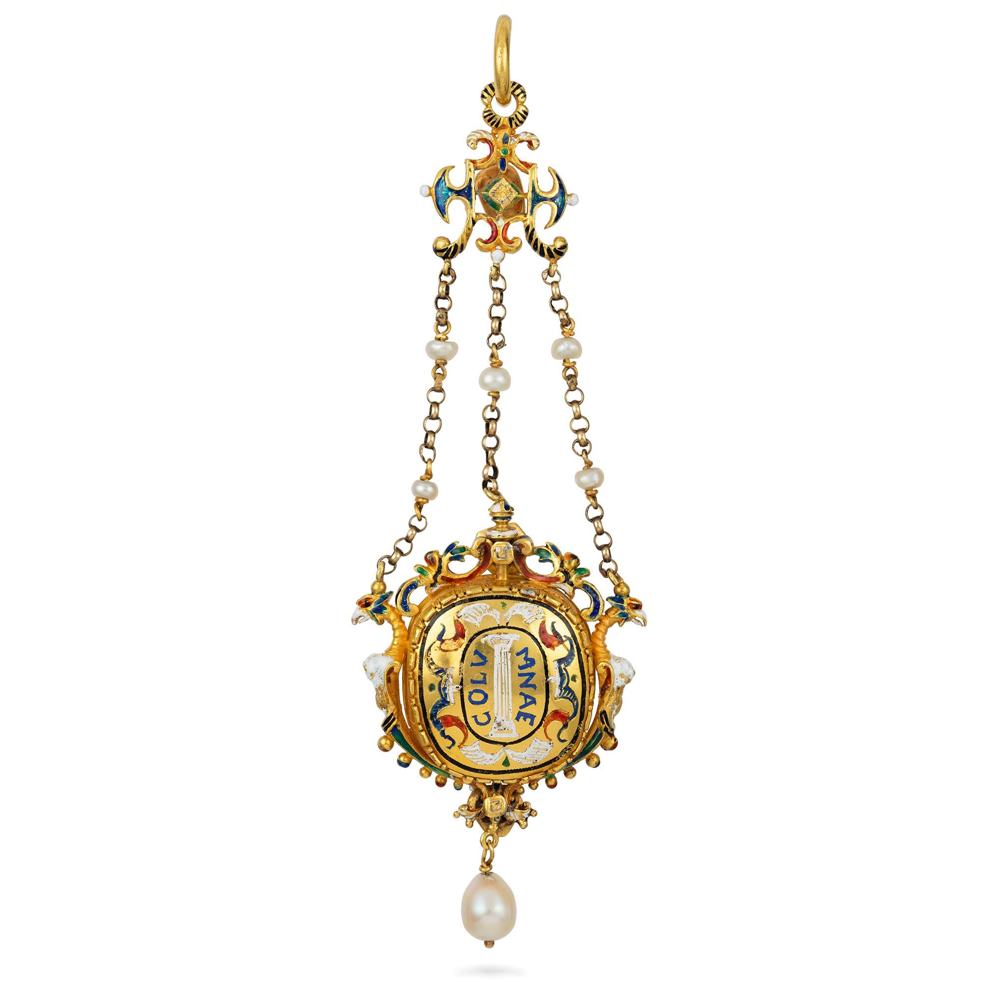 Taille grossière Pendentif camée en opale sculptée de style Revive en vente