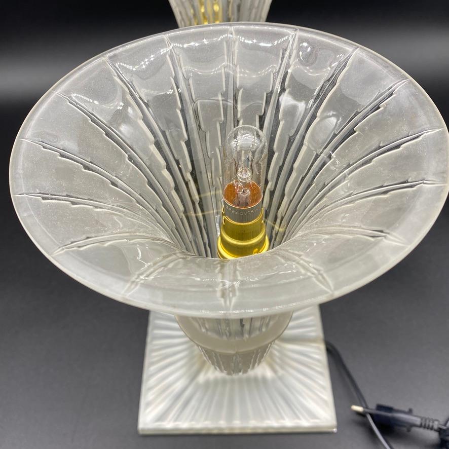 Mid-20th Century René Lalique Amsterdam Table Lamp