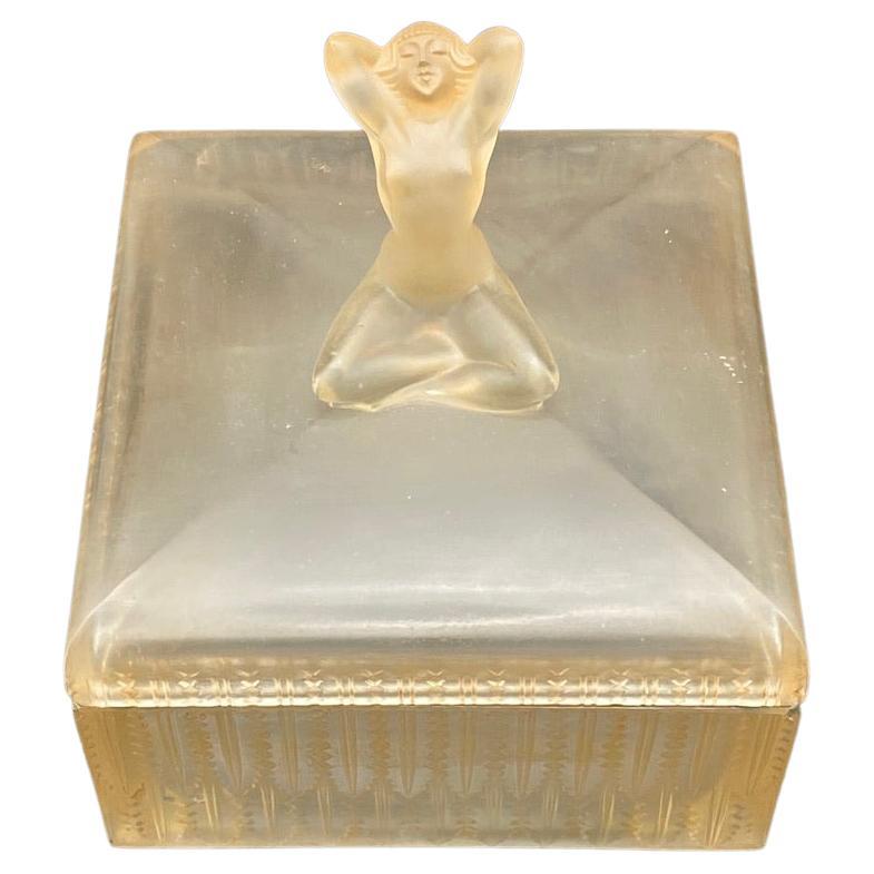 A Rene Lalique Art Deco Sultane Glasboxe 