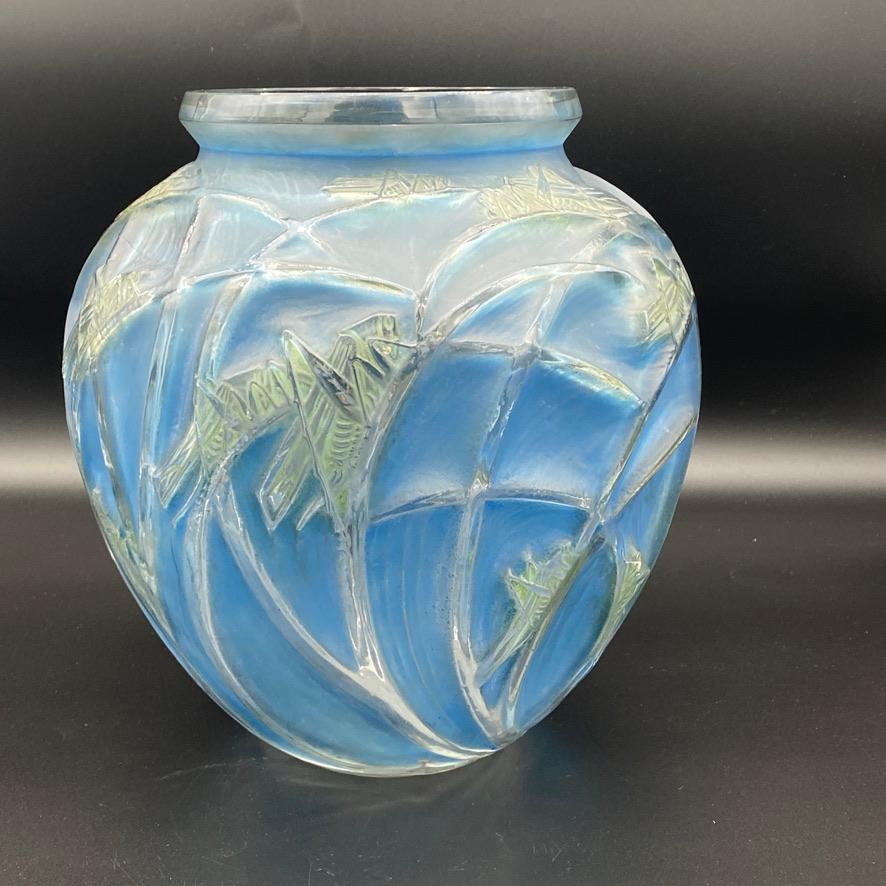  Vase en verre Criquet de Rene His Lalique  5