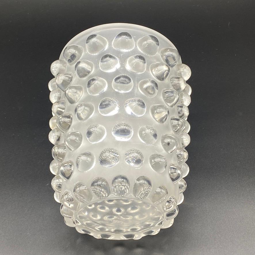 A Rene Lalique Mossi Glass vase  In Excellent Condition In SAINT-OUEN-SUR-SEINE, FR