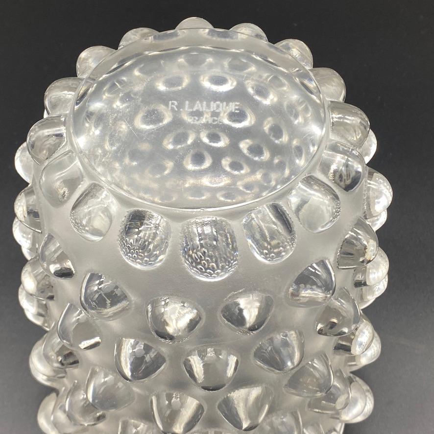 A Rene Lalique Mossi Glass vase 2