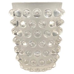 A Rene Lalique Mossi Glass vase 