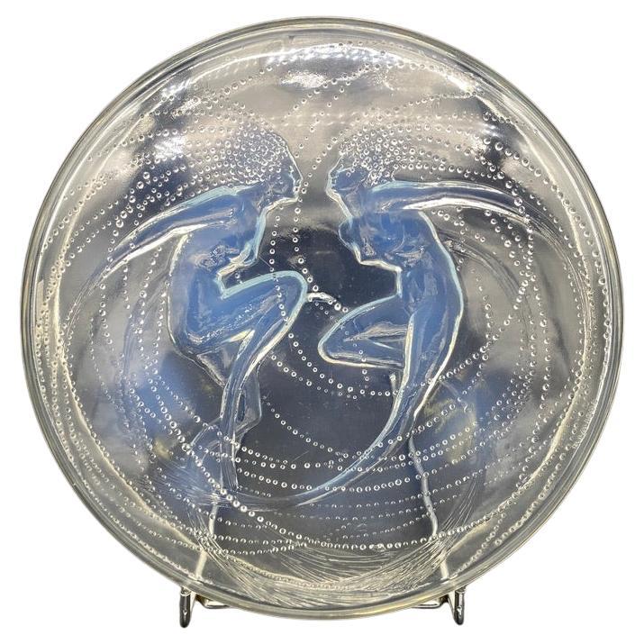 Rene Lalique - Opalescent  Boîte de sirène en verre Art Déco.