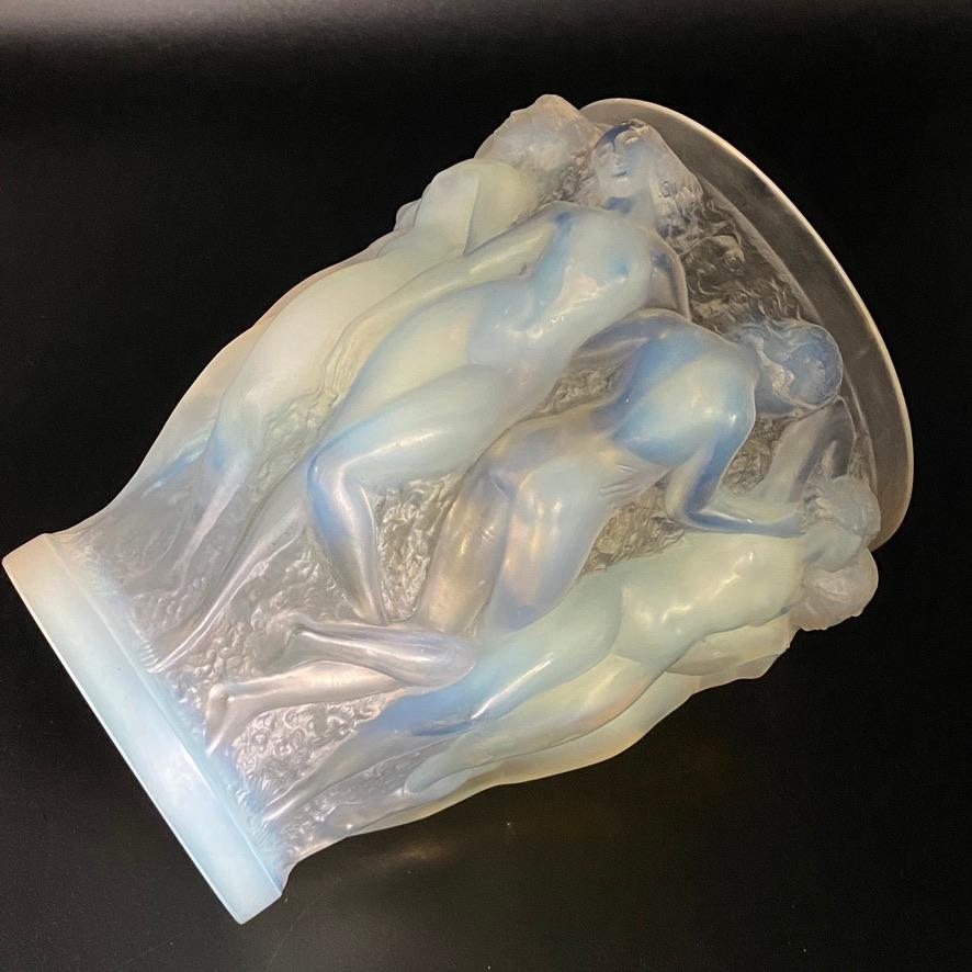 A René LALIQUE Opalescent Glass  Bacchantes Vase  For Sale 6