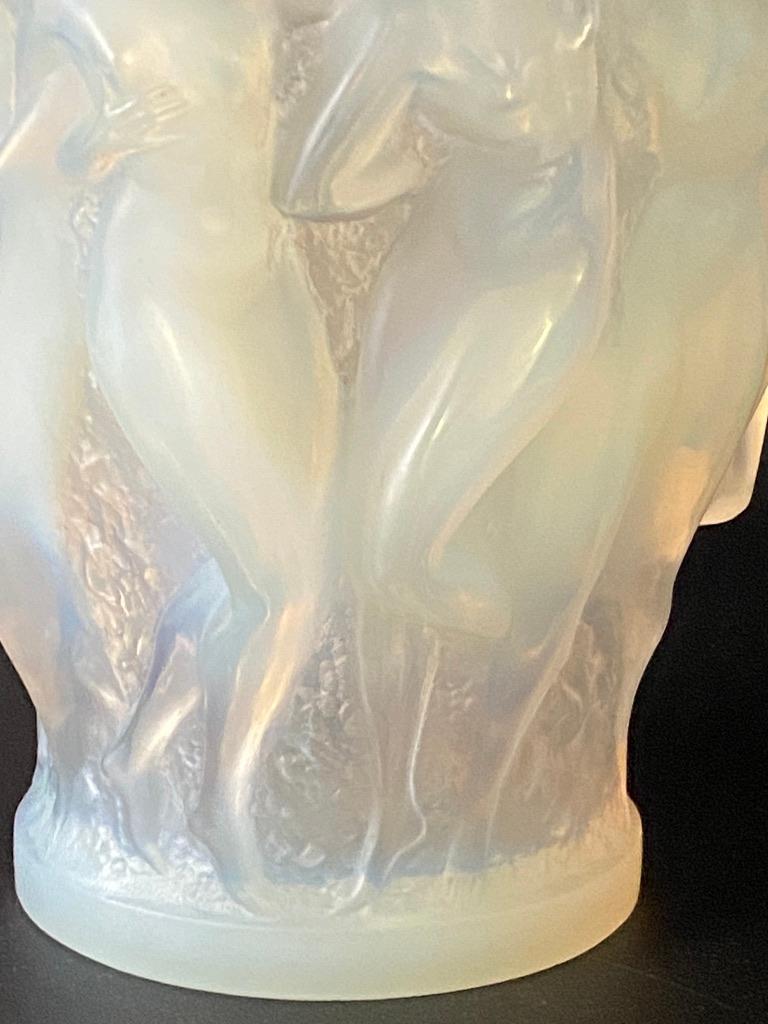 A René LALIQUE Opalescent Glass  Bacchantes Vase  For Sale 1