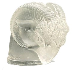 Mascot en verre de bélier Art Déco Rene lalique