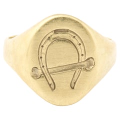 A Retro Equestrian or Lucky Signet Ring with Horseshoe and Crop 14 Kt Gold