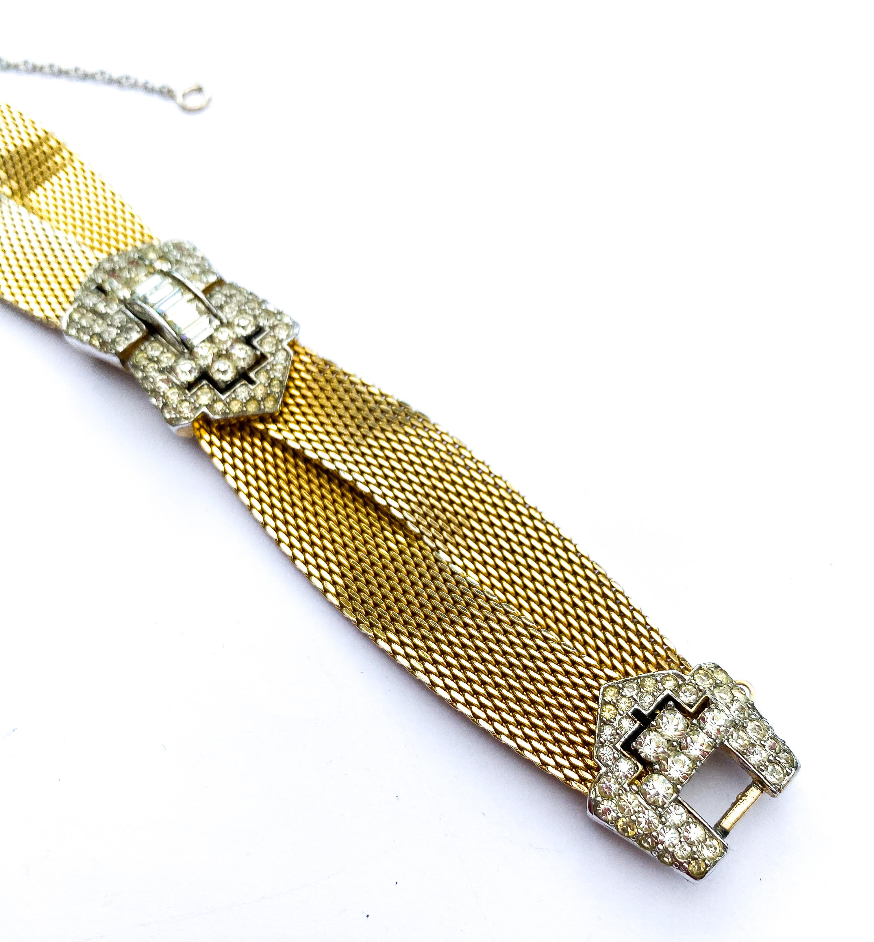 Bracciale in maglia dorata e pasta trasparente in stile retrò, Marcel Boucher, USA, anni '60. In condizioni ottime in vendita a Greyabbey, County Down