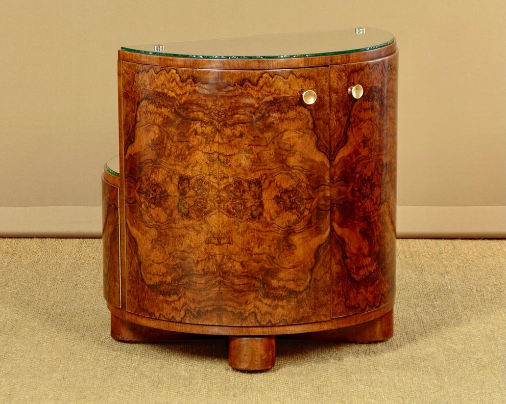 English A Revolving Art Deco Drinks or Cocktail Cabinet Bar