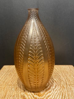 A R.Lalique Acacia Art Deco Glass Vase