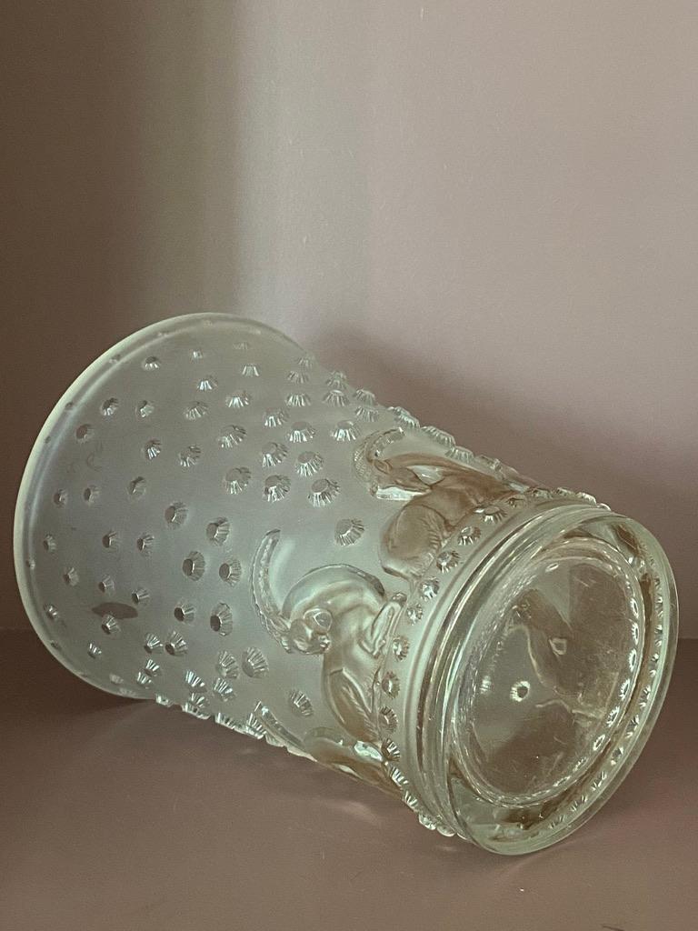 A R.Lalique Ajaccio  Glass Vase 2