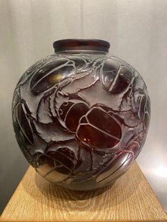 A R.Lalique Amber Glass Scarabs Vase