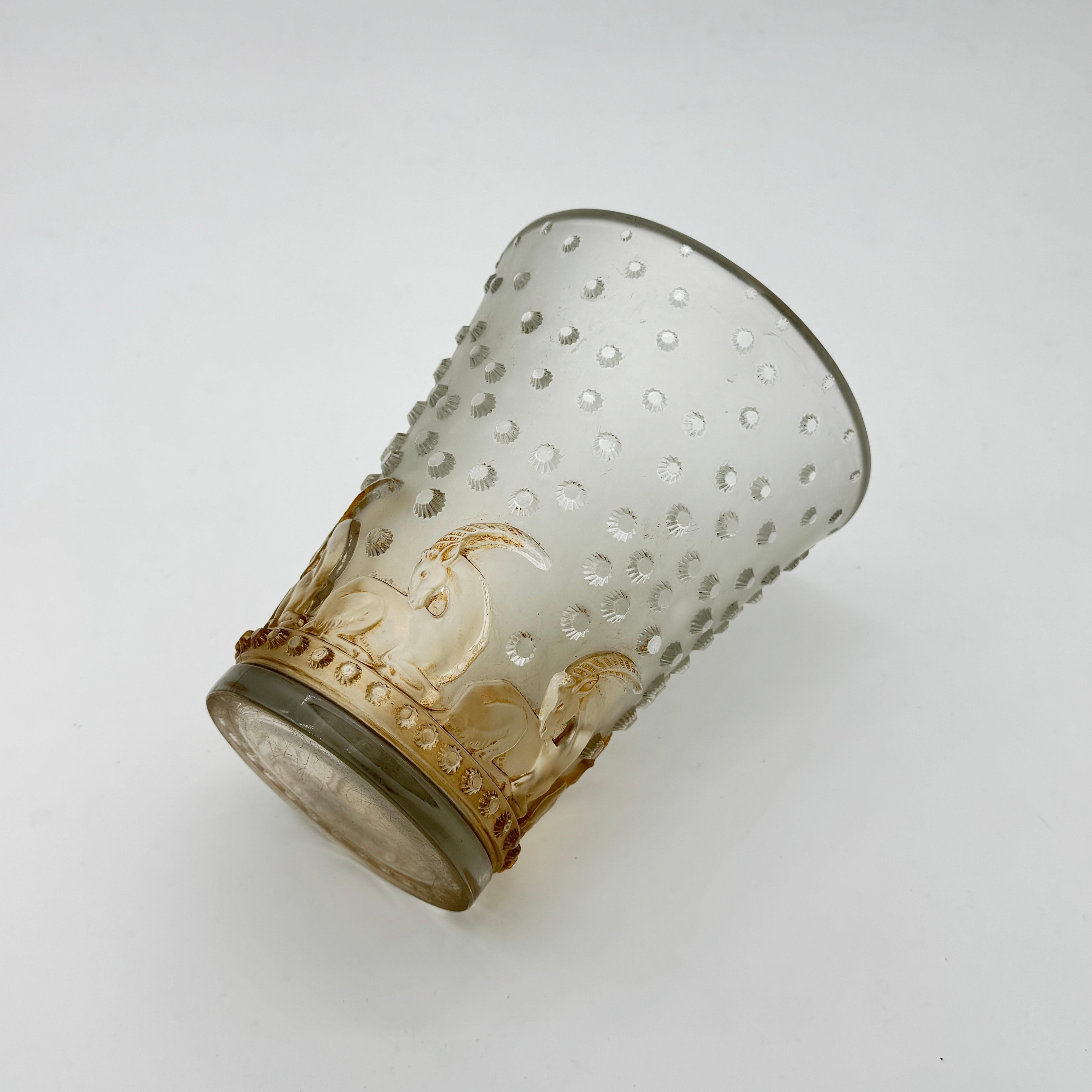 Vase en verre R.Lalique Art Déco Ajaccio en vente 2