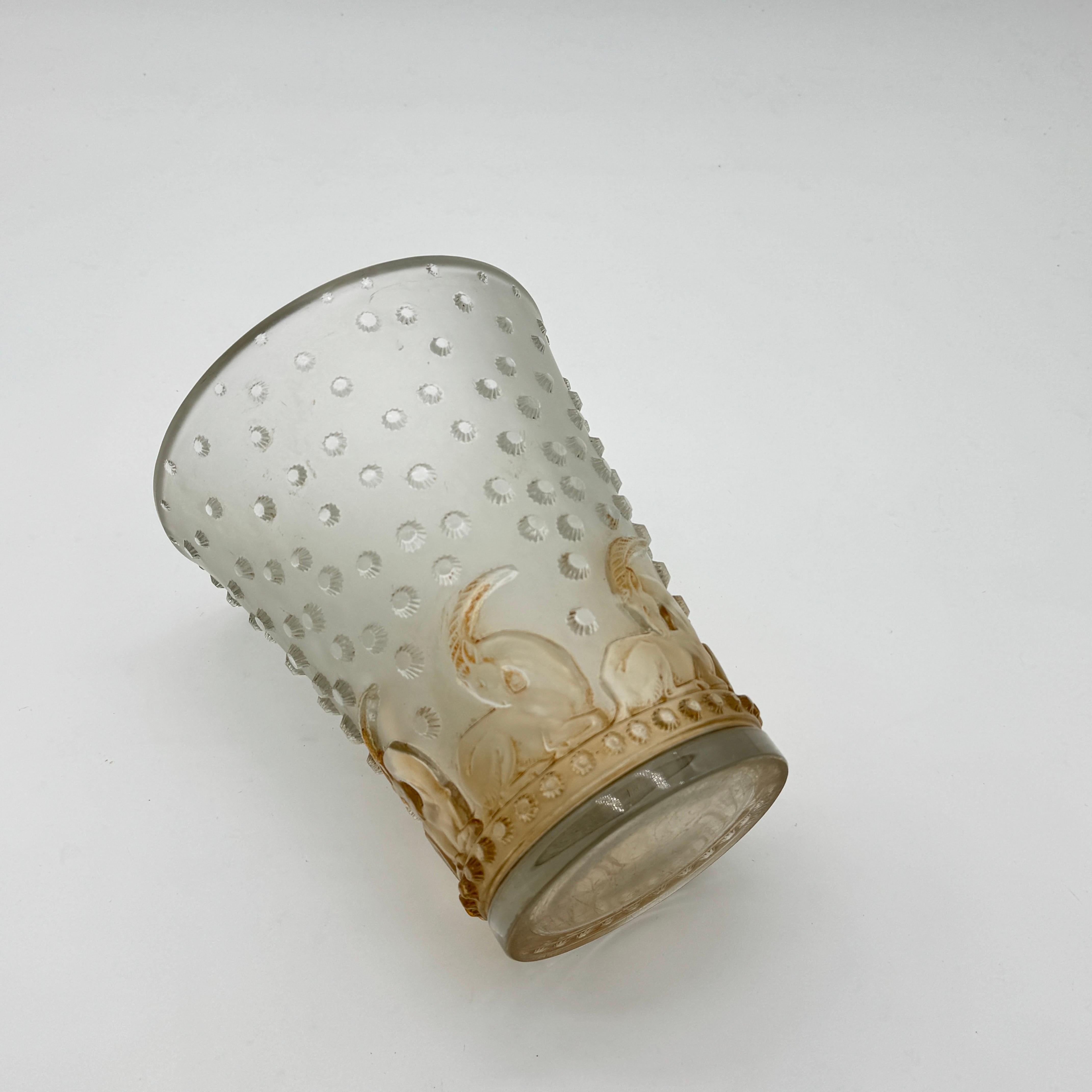 Verre Vase en verre R.Lalique Art Déco Ajaccio en vente