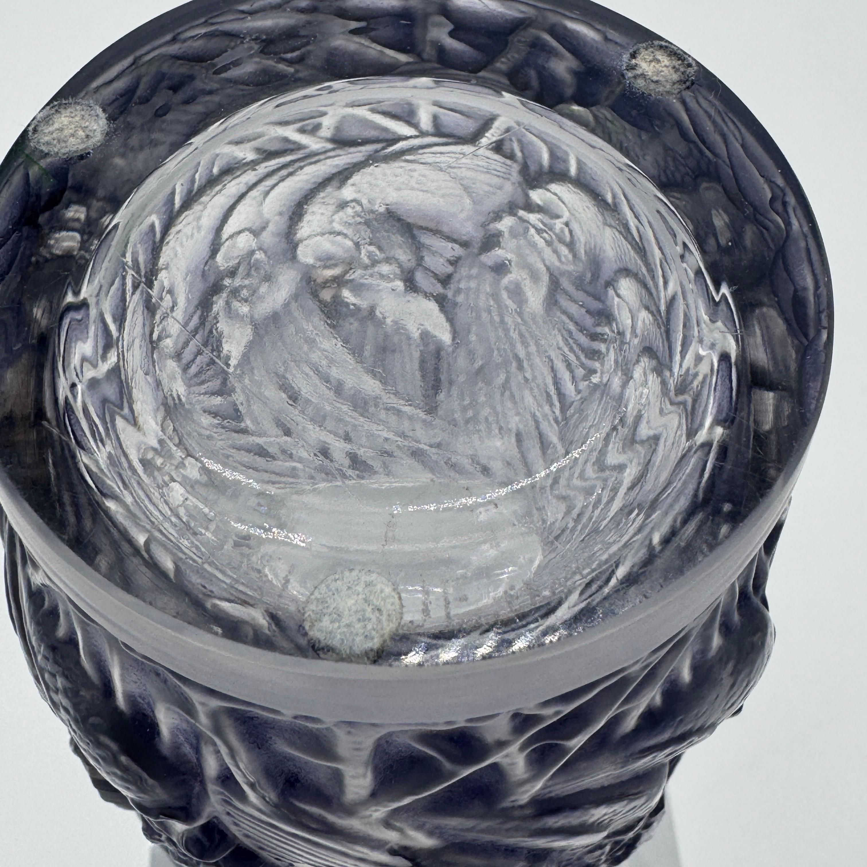 A R.Lalique Art Déco Coqs and Plumes Glass Vase For Sale 8