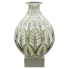 A R.Lalique Art Deco  Malesherbes vase in grey Glass