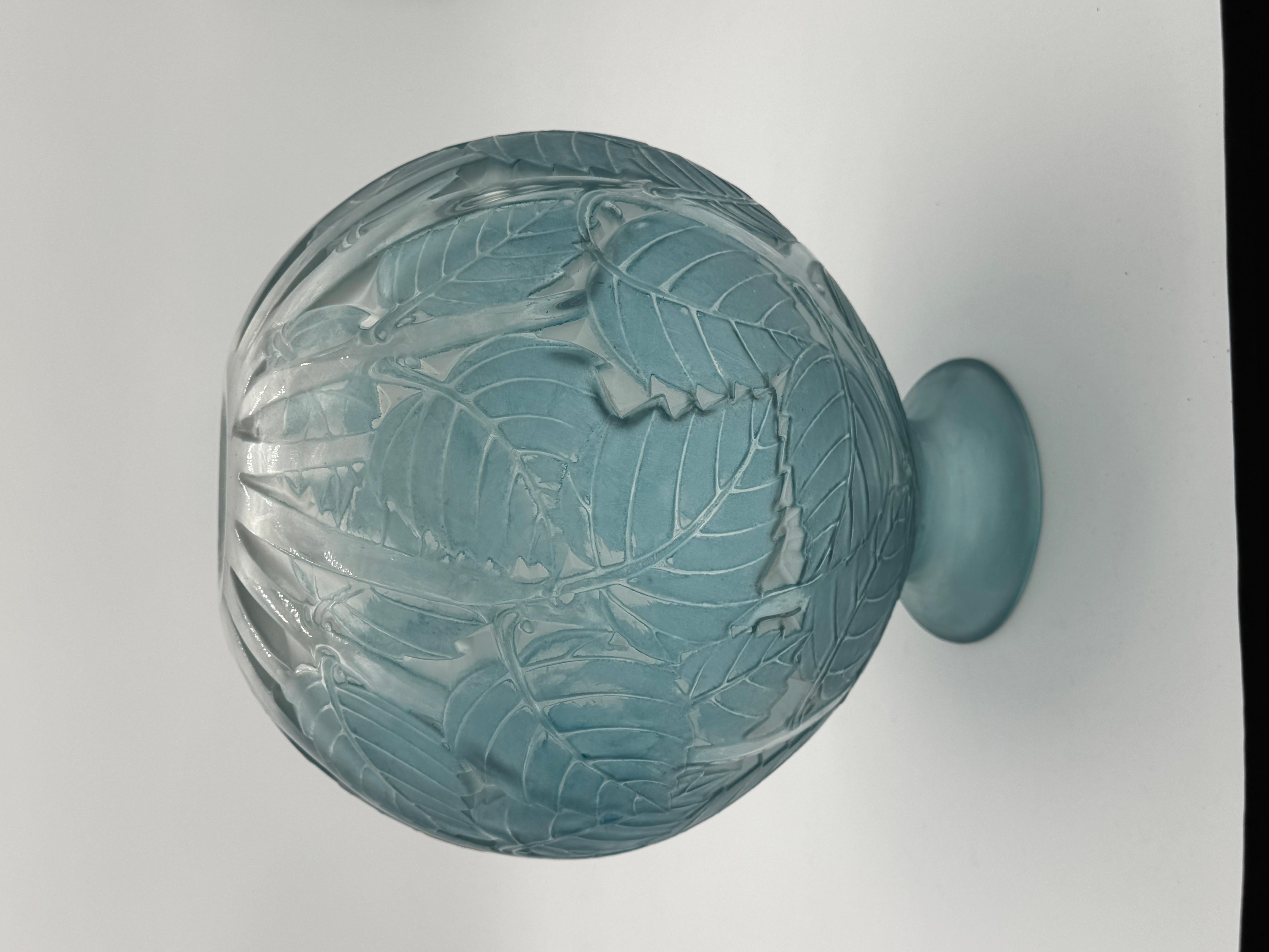 Un vaso in vetro Art Déco Milano di R.Lalique in vendita 1
