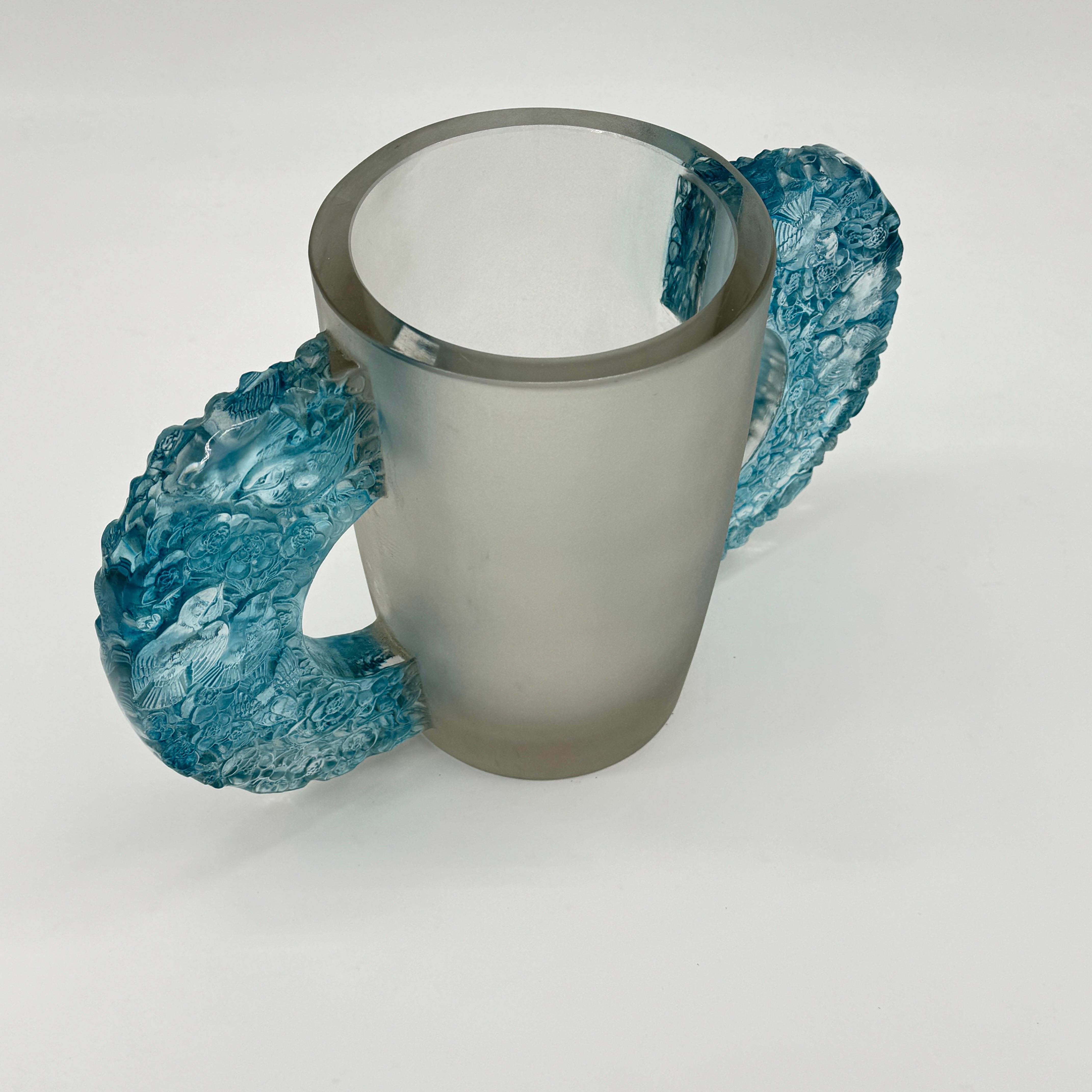 French A R.Lalique Art Déco Pétrarque Glass Vase For Sale